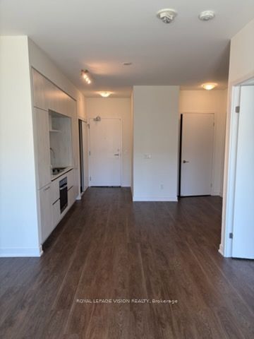 6 David Eyer Road 217 Property Photo 5