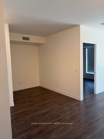 6 David Eyer Road 217 Property Photo 6
