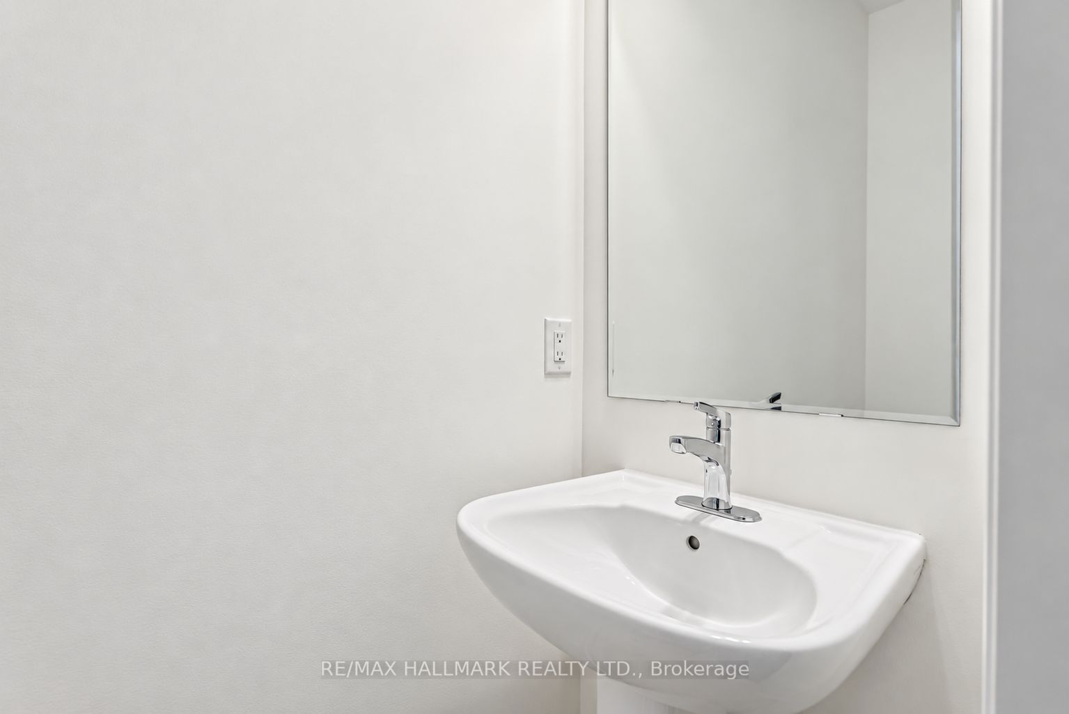 3113 Ireton Street Property Photo 22
