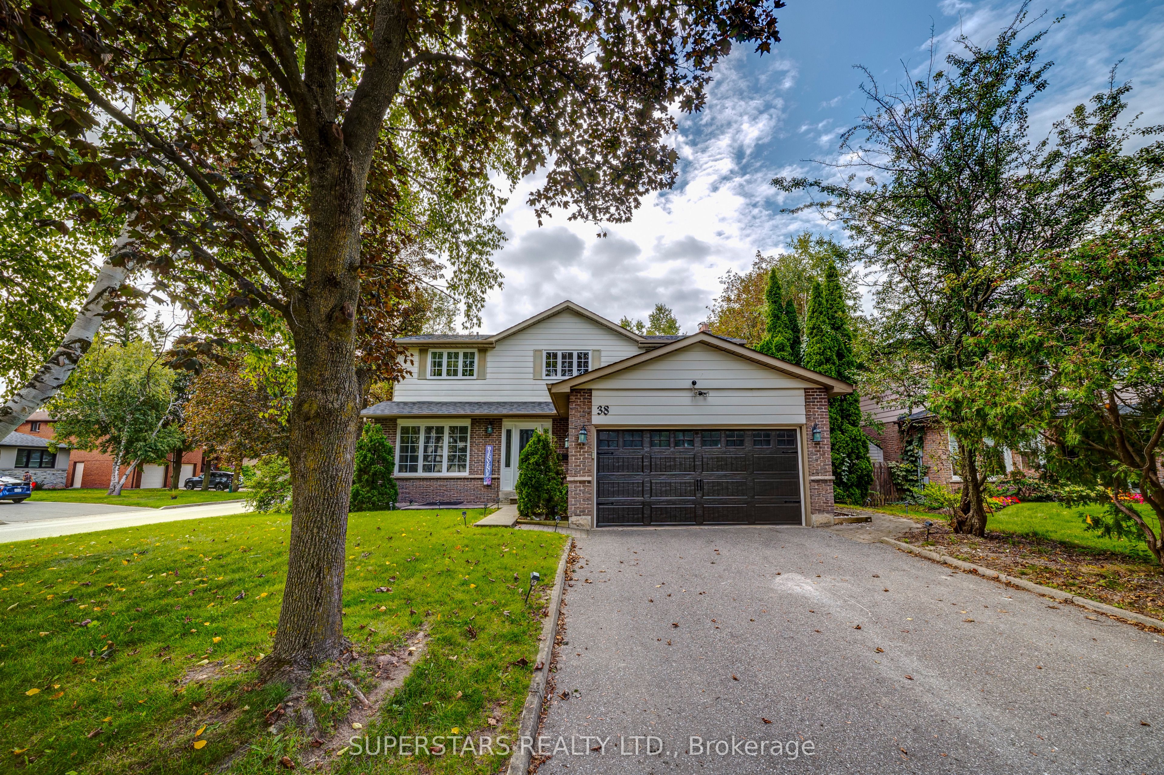 38 Sir Galahad Place Property Photo 2