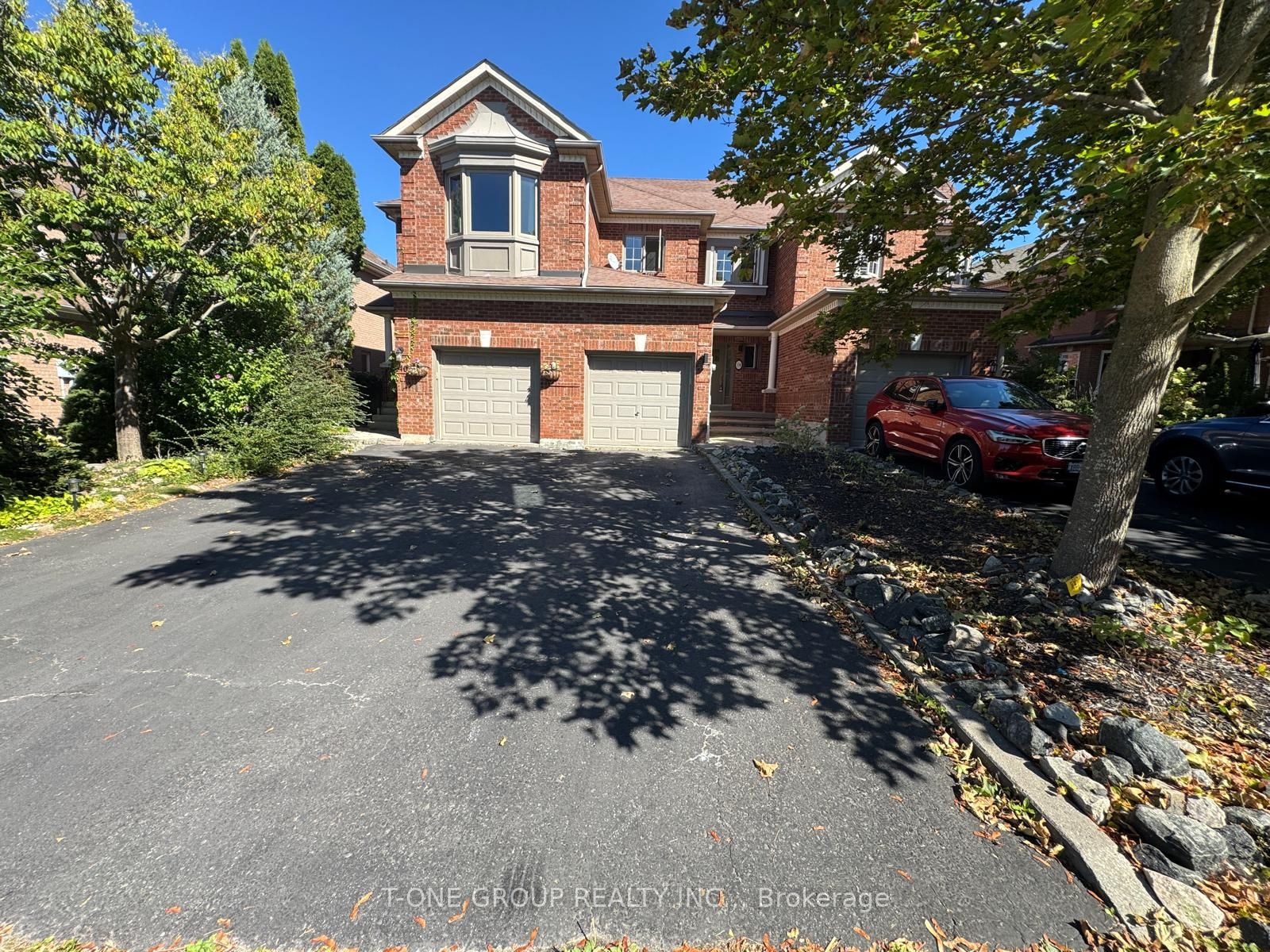 138 Denise Circle Property Photo 1