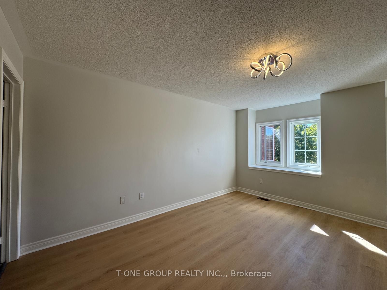 138 Denise Circle Property Photo 14