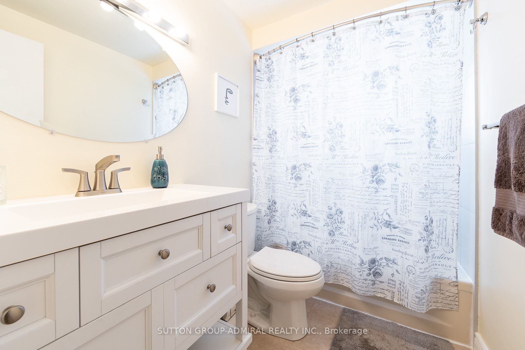 20 Sanderson Crescent Property Photo 23