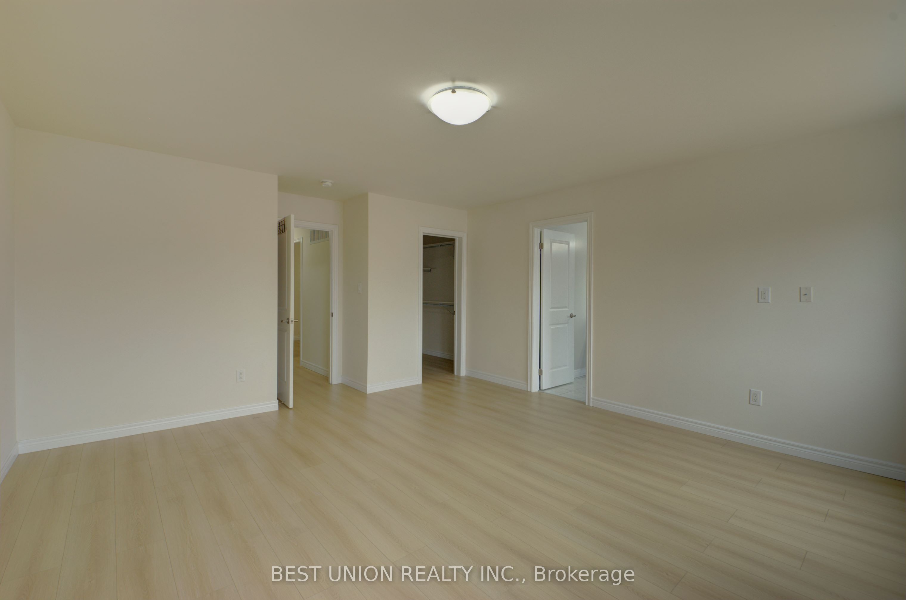 196 Donald Sim Avenue Property Photo 11