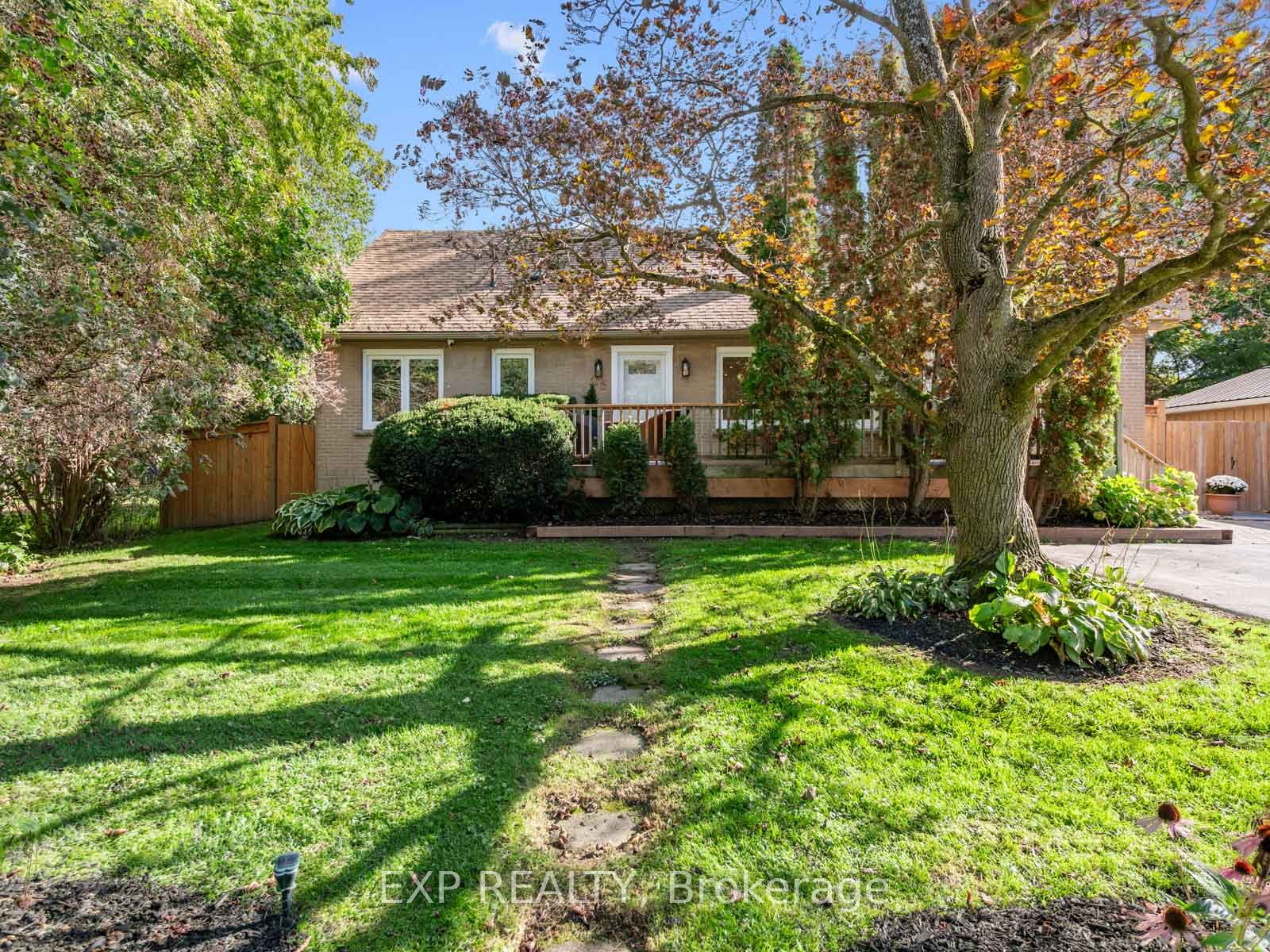 25 Morton Avenue Property Photo 1