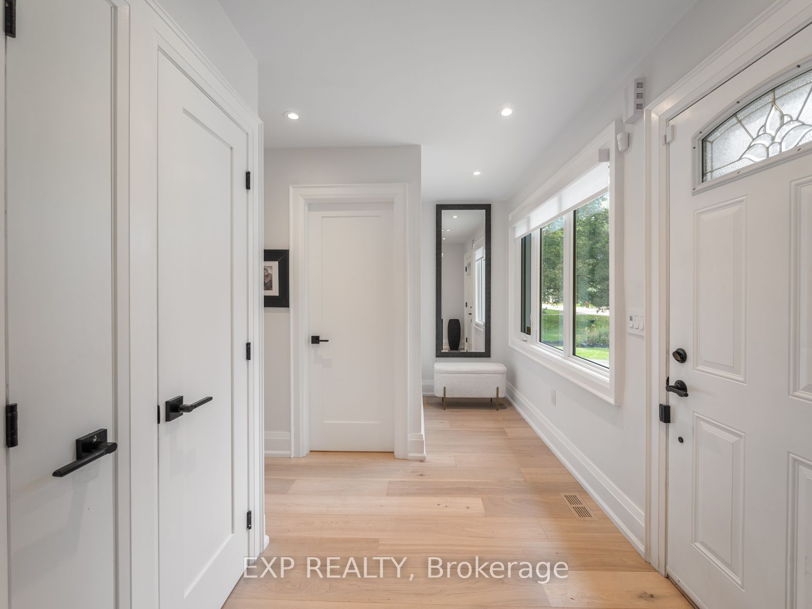 25 Morton Avenue Property Photo 4