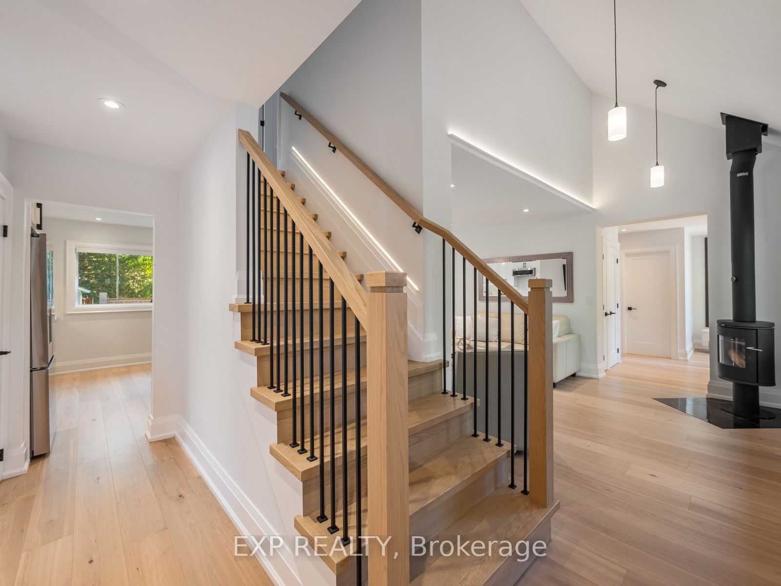 25 Morton Avenue Property Photo 15