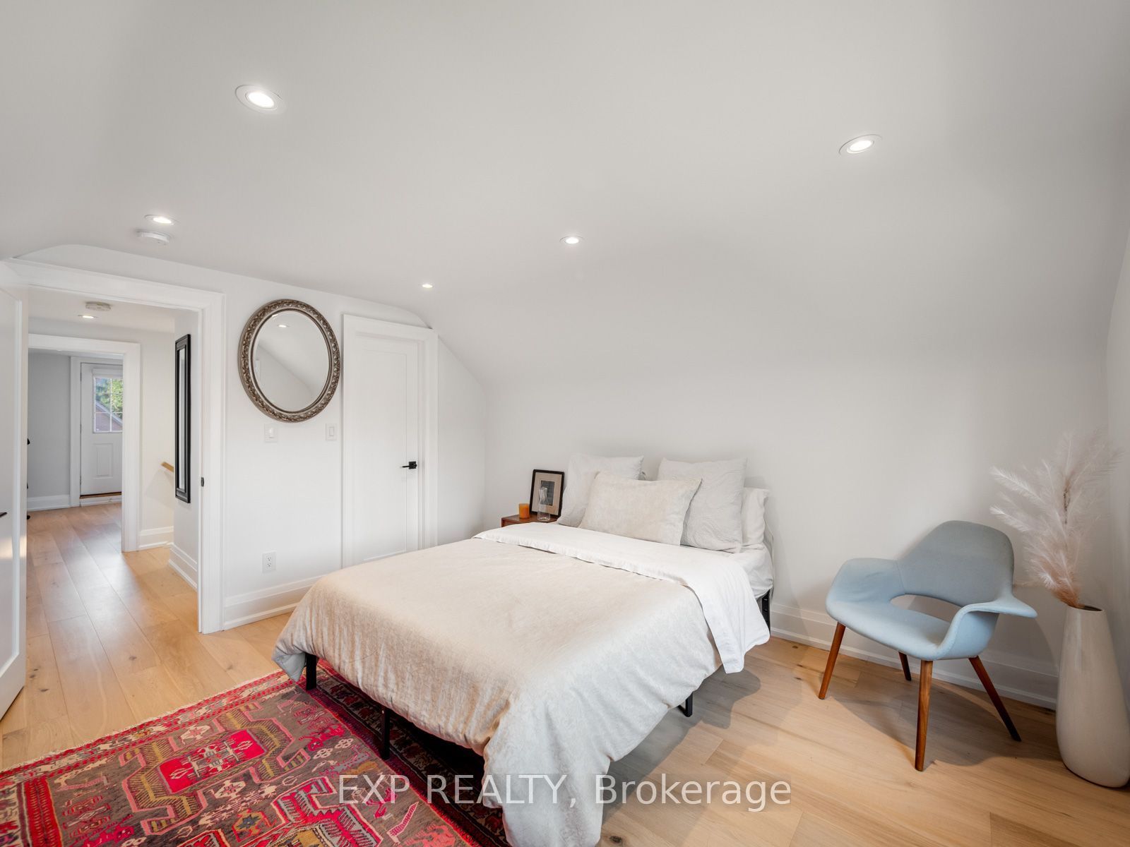 25 Morton Avenue Property Photo 18