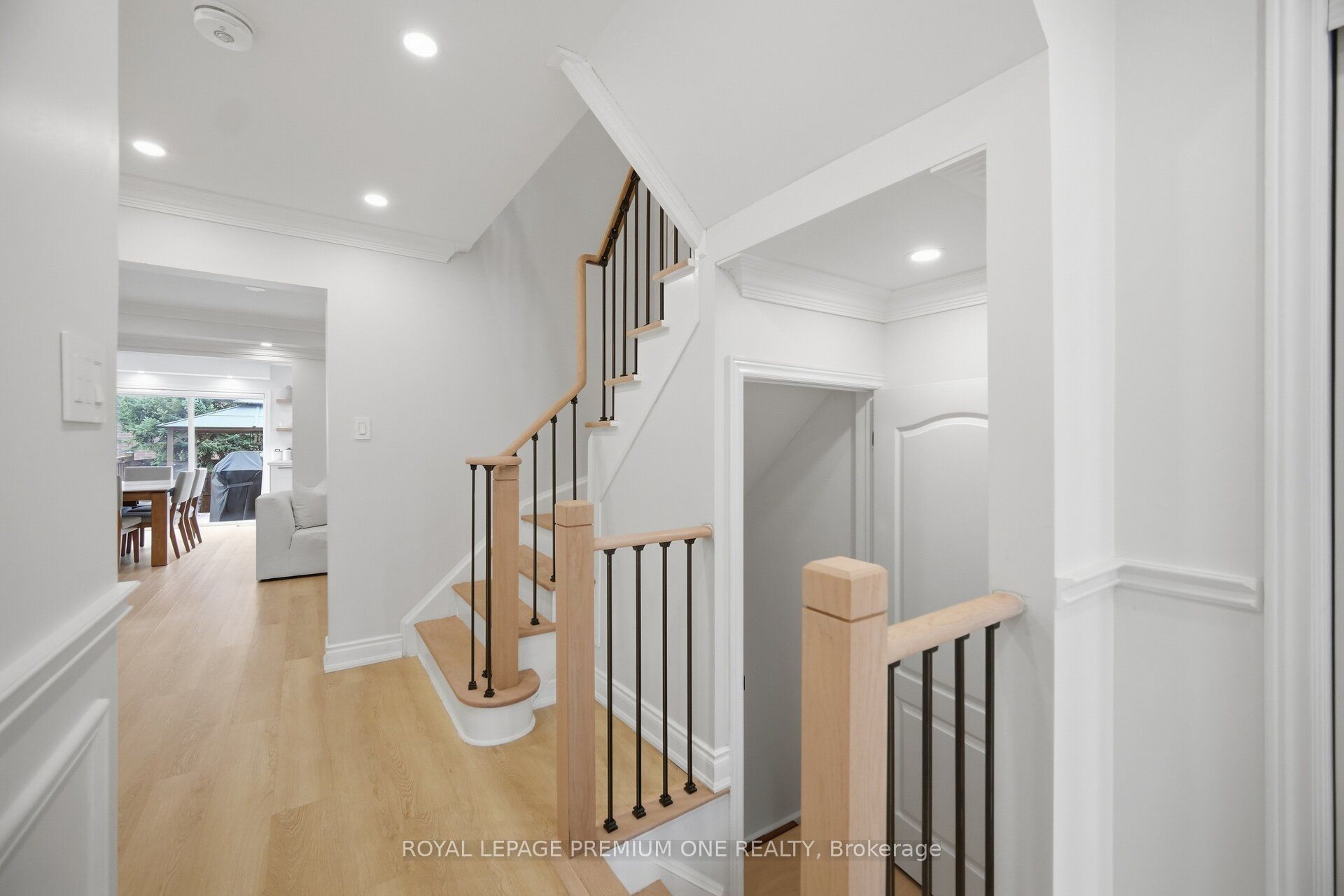 169 Venice Gate Drive Property Photo 33