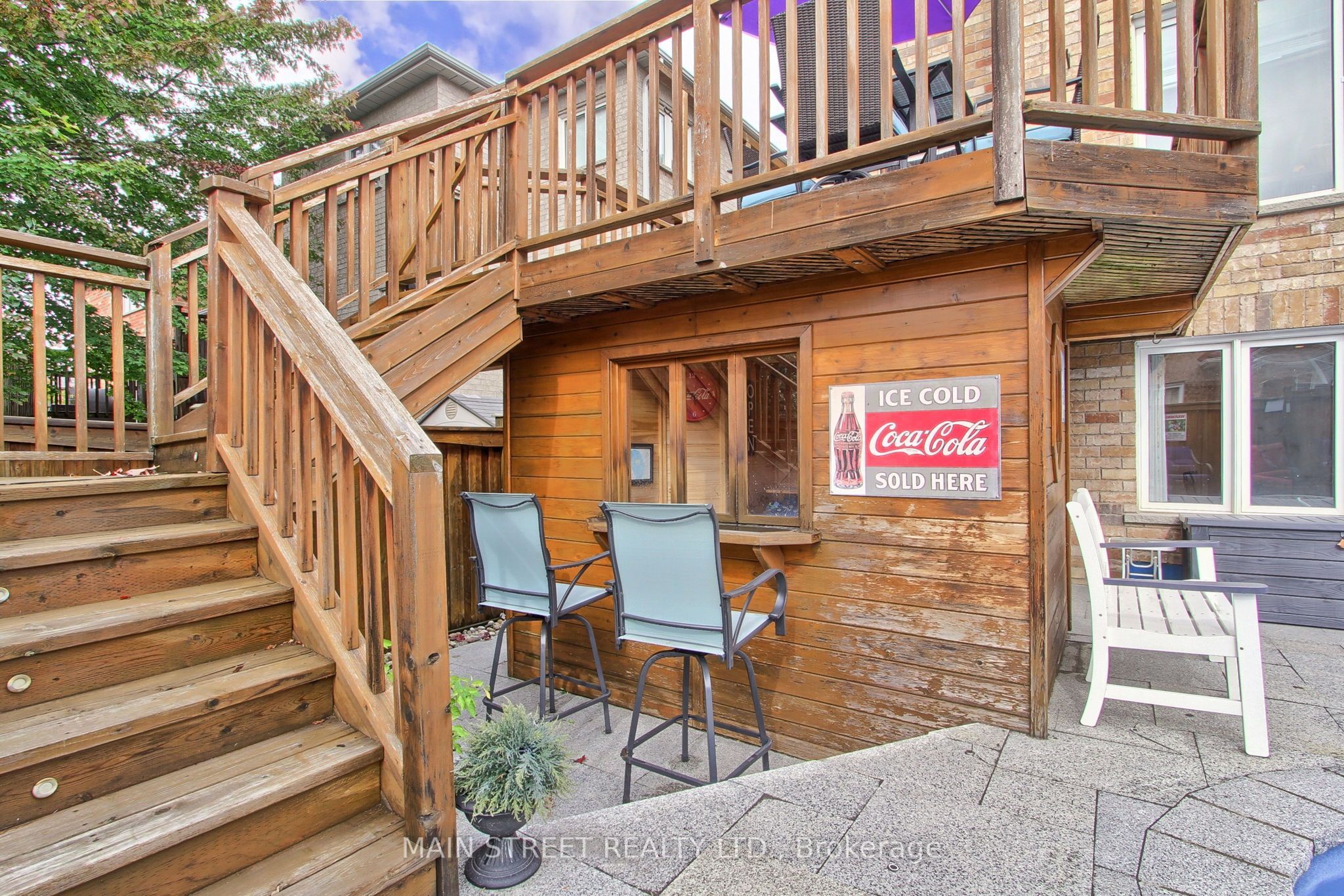 196 Wainscot Avenue Property Photo 38