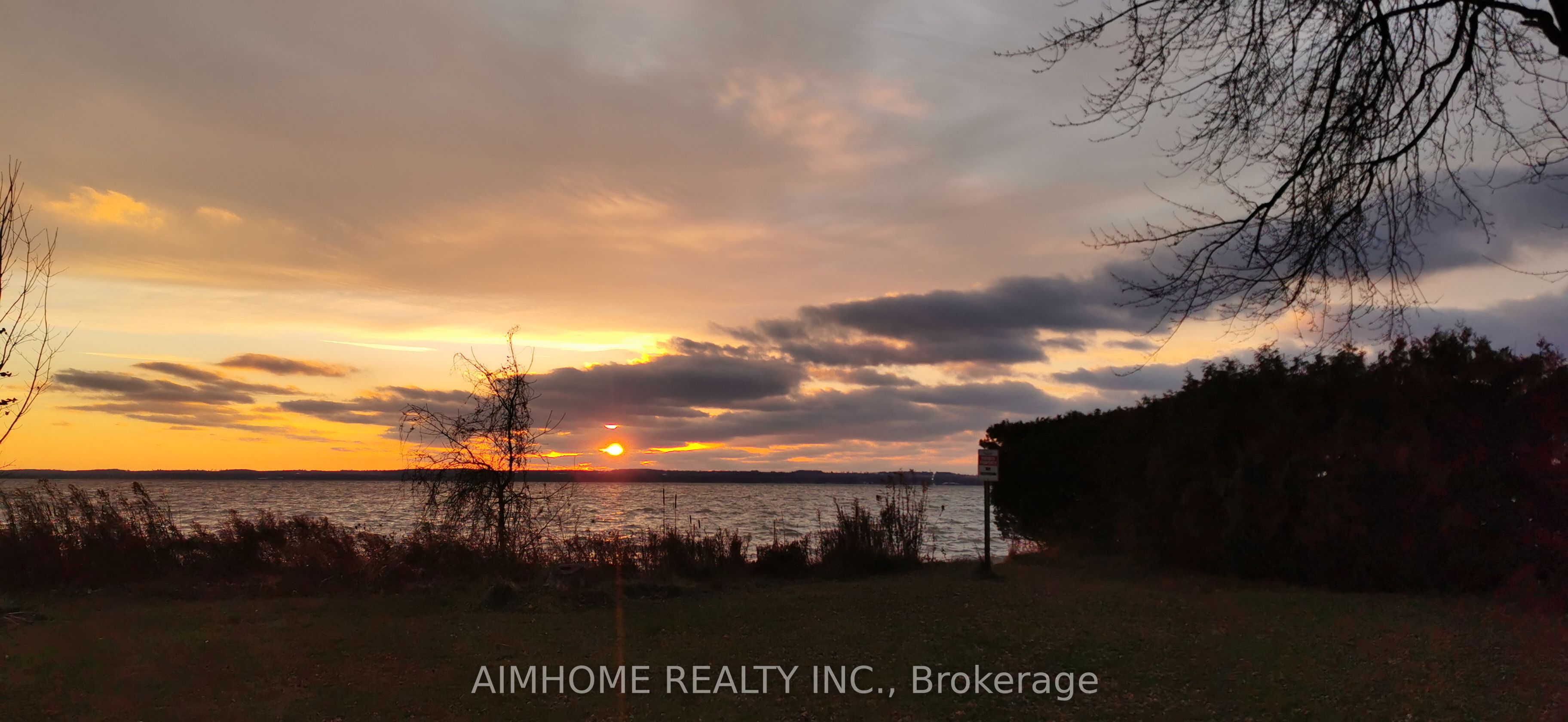 19 Shoreline Place 1 Property Photo 4
