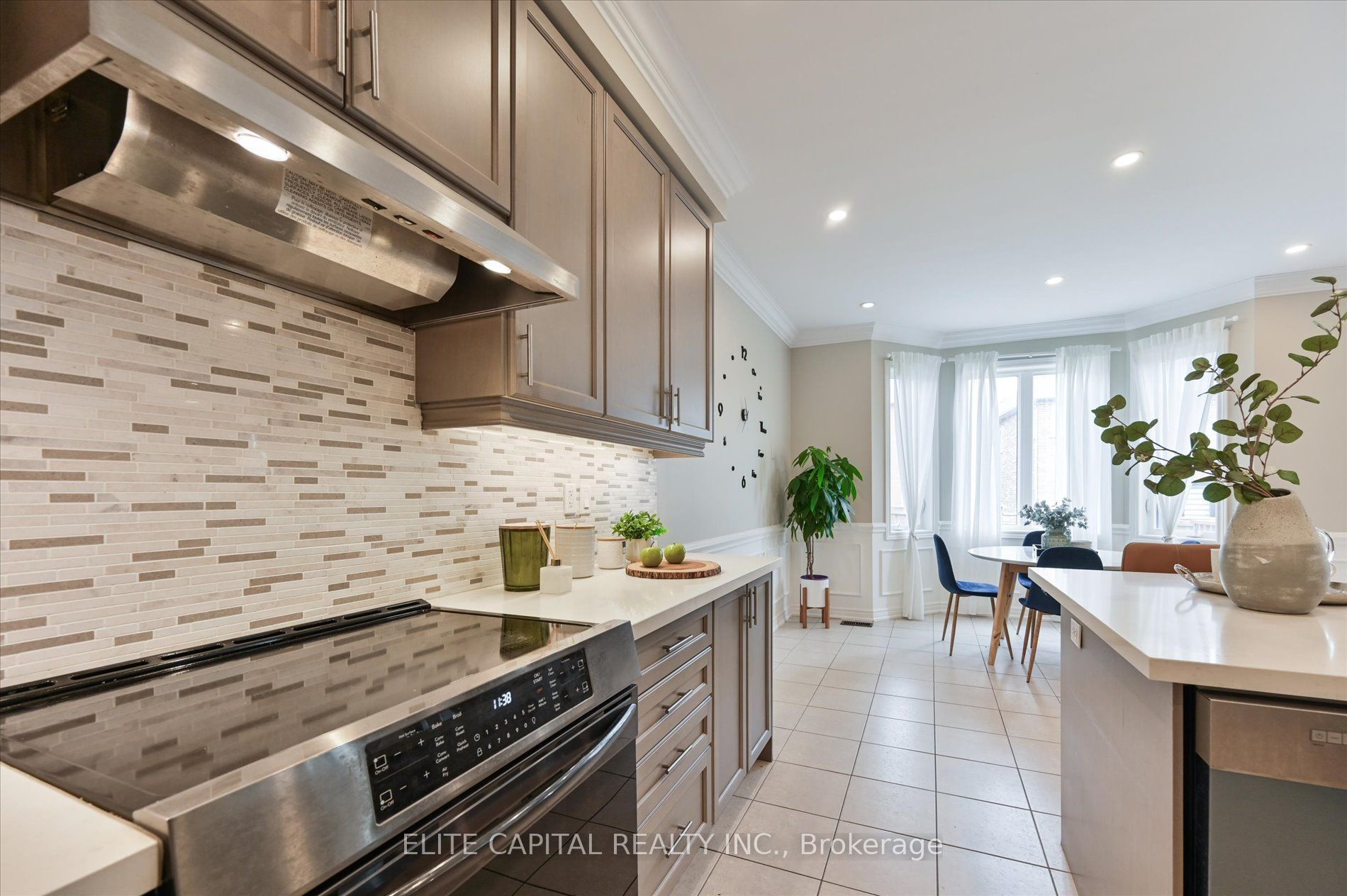 1208 Atkins Drive Property Photo 16