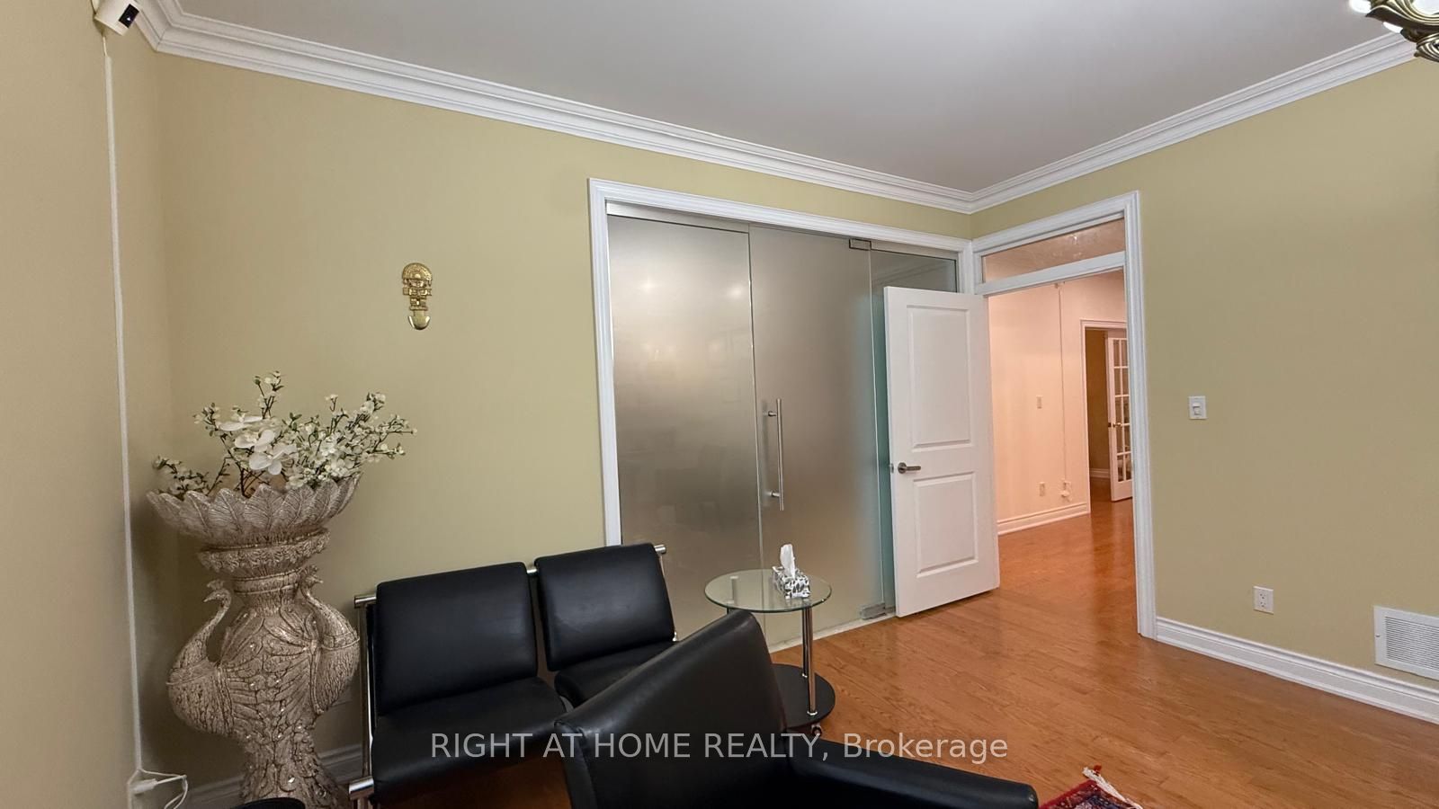 96 Bradgate Drive Property Photo 9