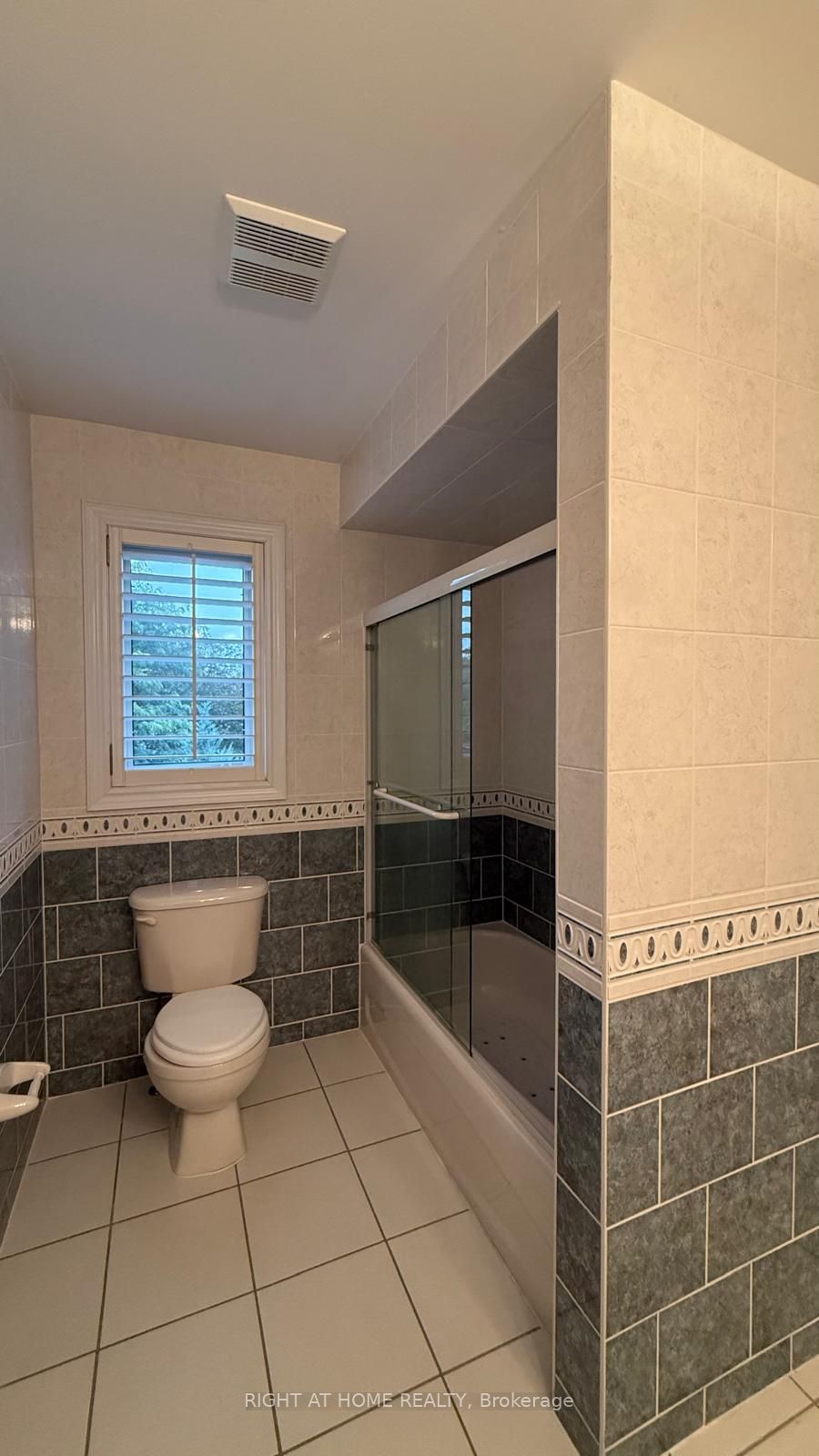 96 Bradgate Drive Property Photo 15