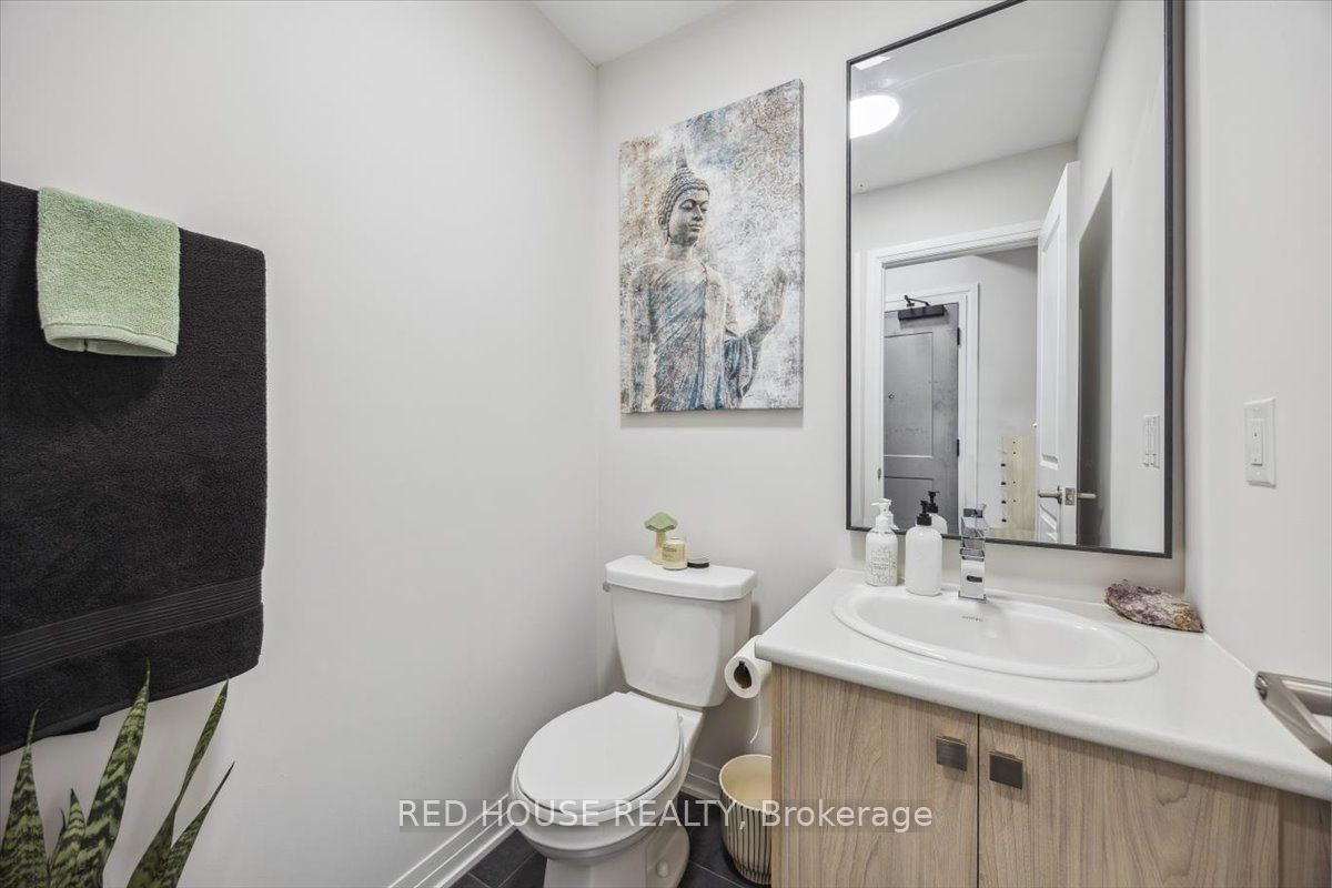 40 Baynes Way 7 Property Photo 3