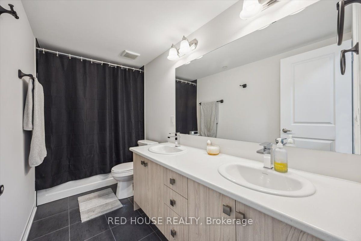 40 Baynes Way 7 Property Photo 13