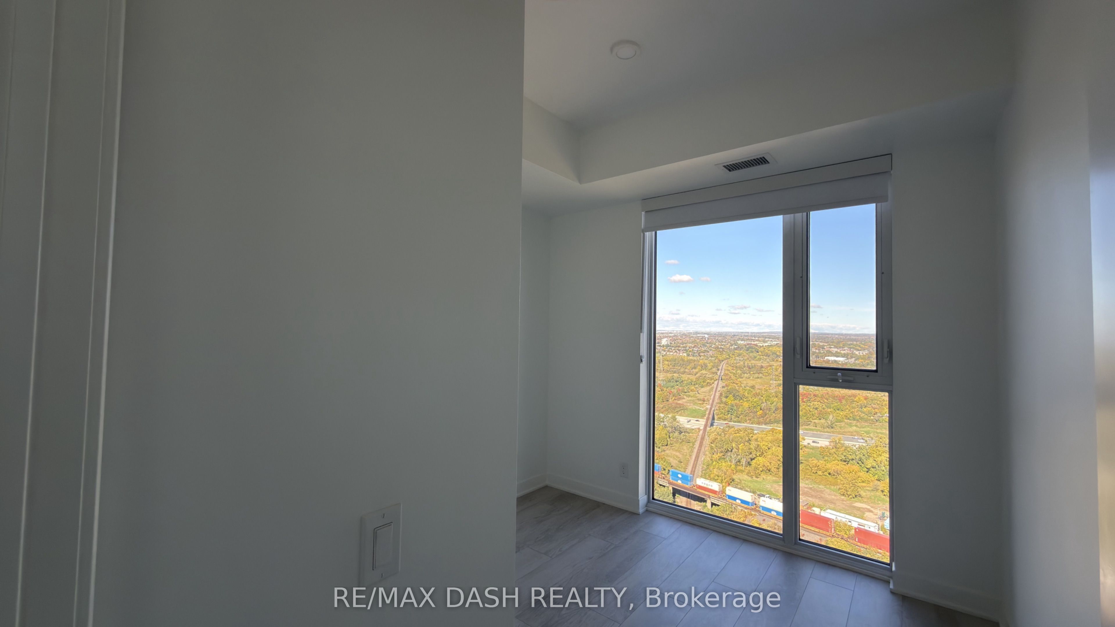6 Flavelle Trail 2820 Property Photo 15