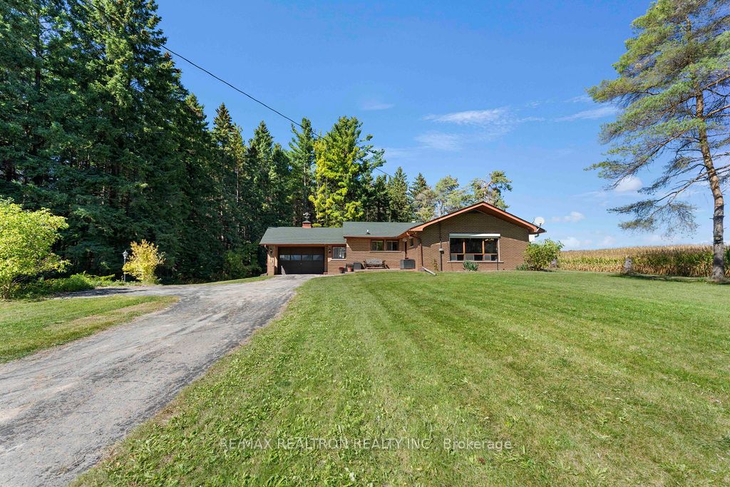 111 Victoria Street Property Photo 44