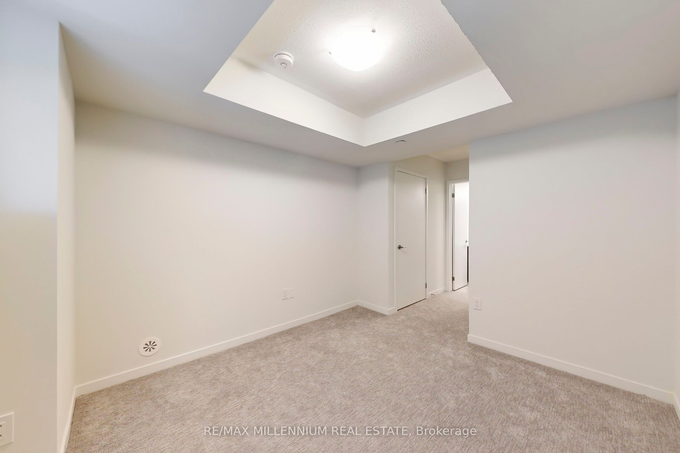 100 Honeycrisp Crescent Th 350 Property Photo 25