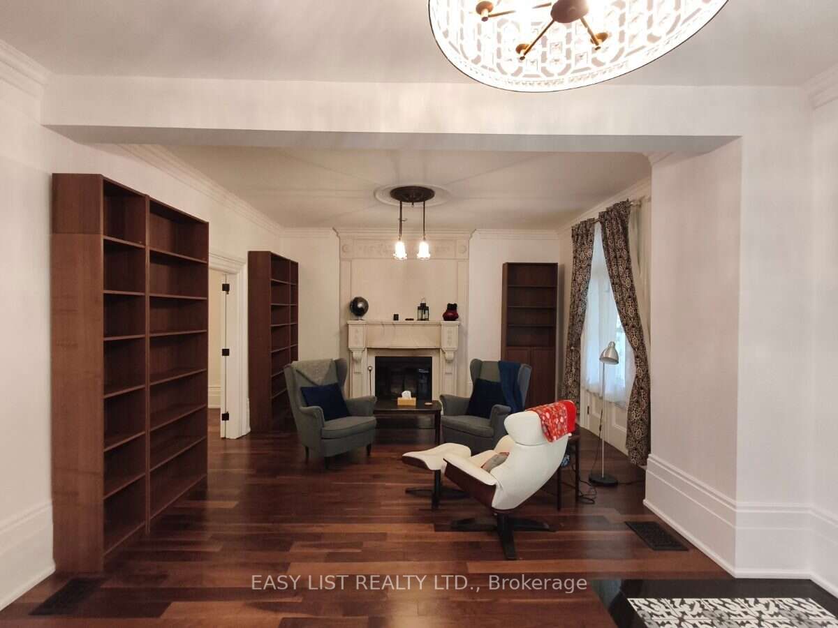 133 Main Street Property Photo 6