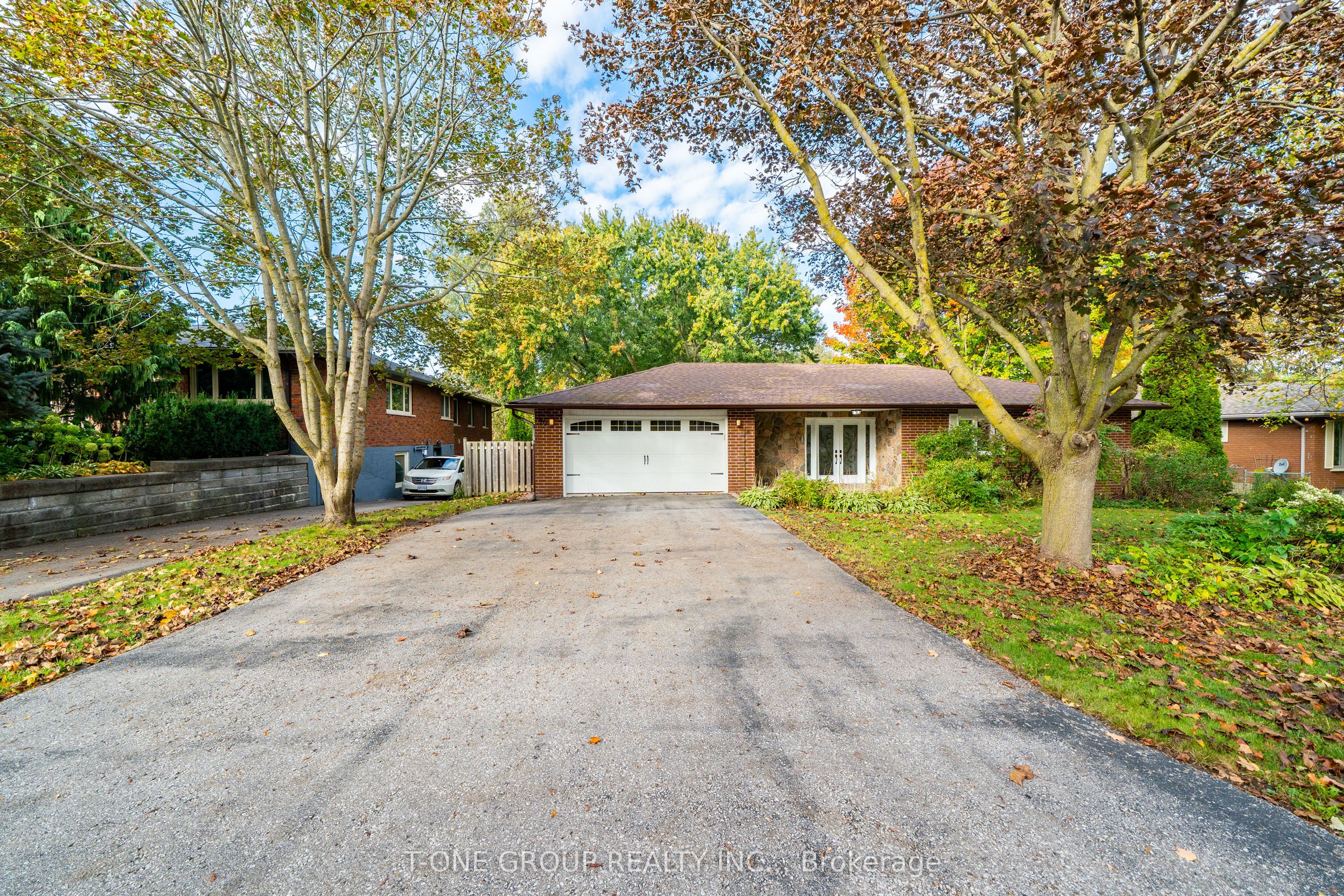 70 Hamilton Drive Property Photo 1