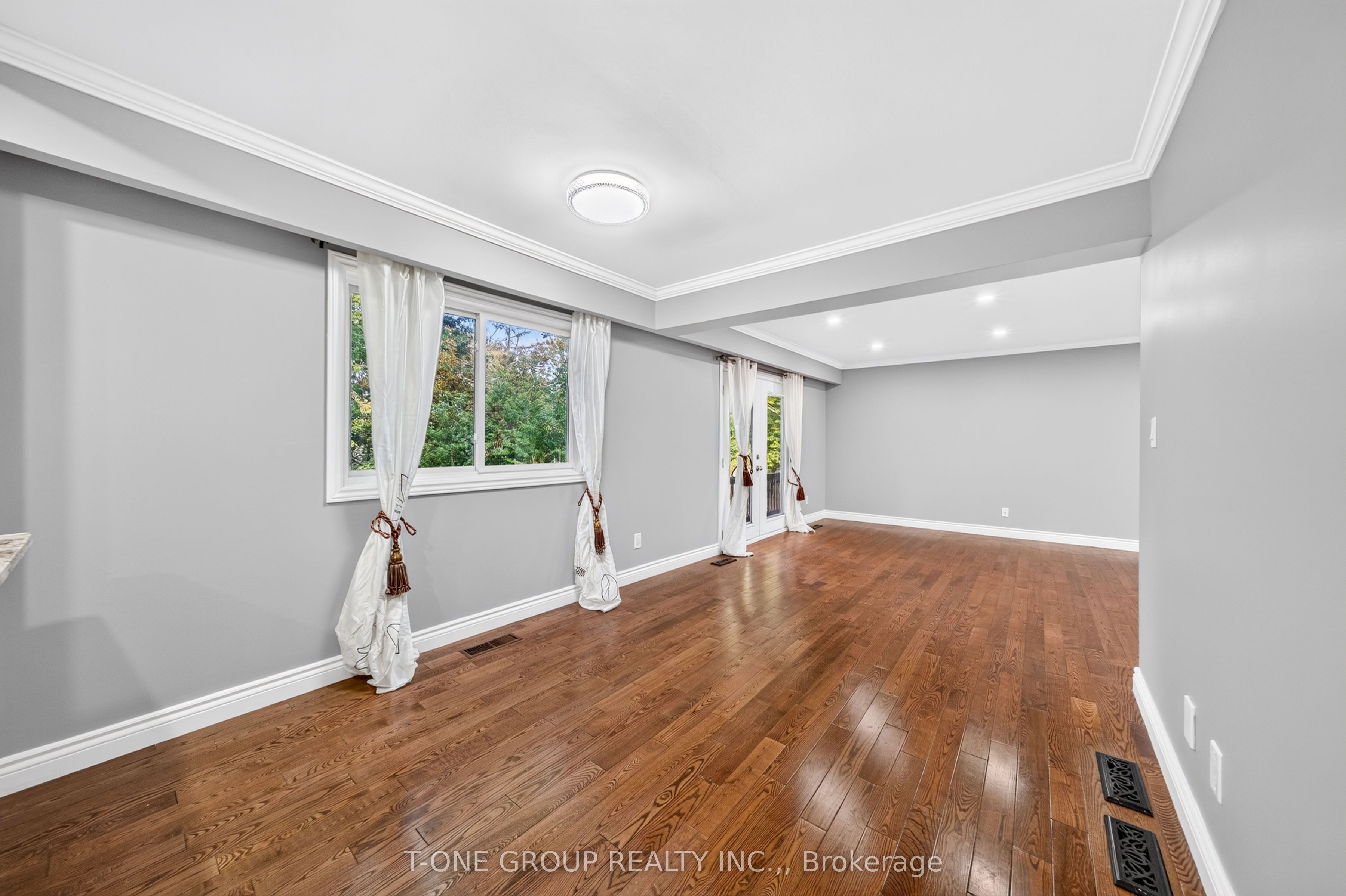 70 Hamilton Drive Property Photo 9