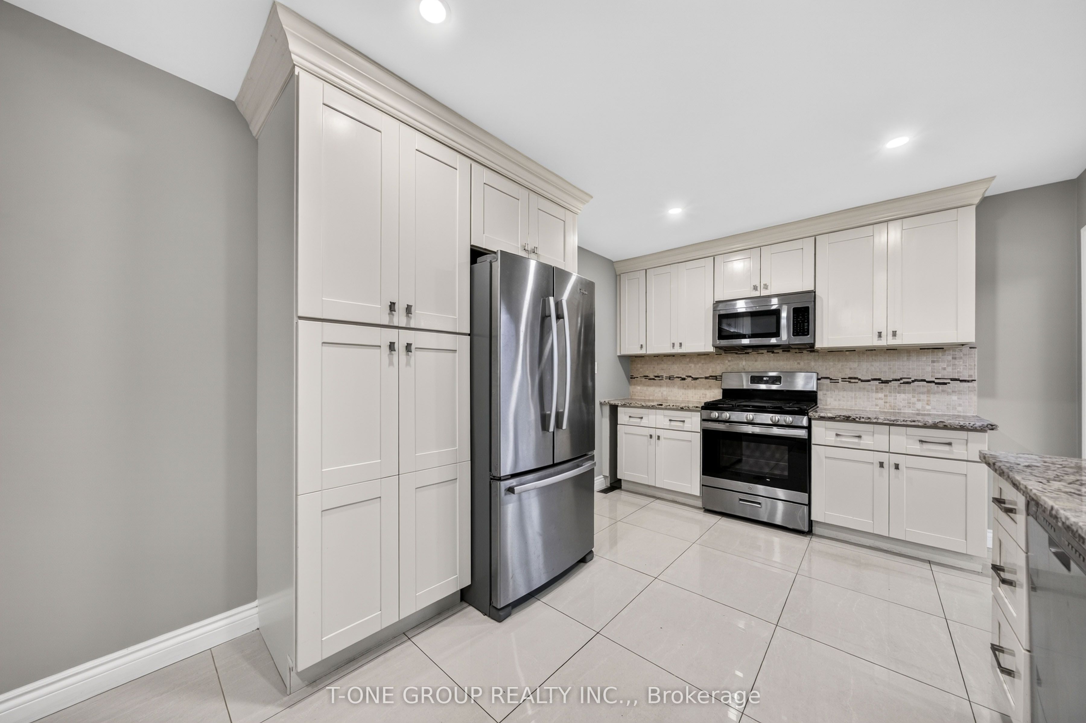 70 Hamilton Drive Property Photo 12