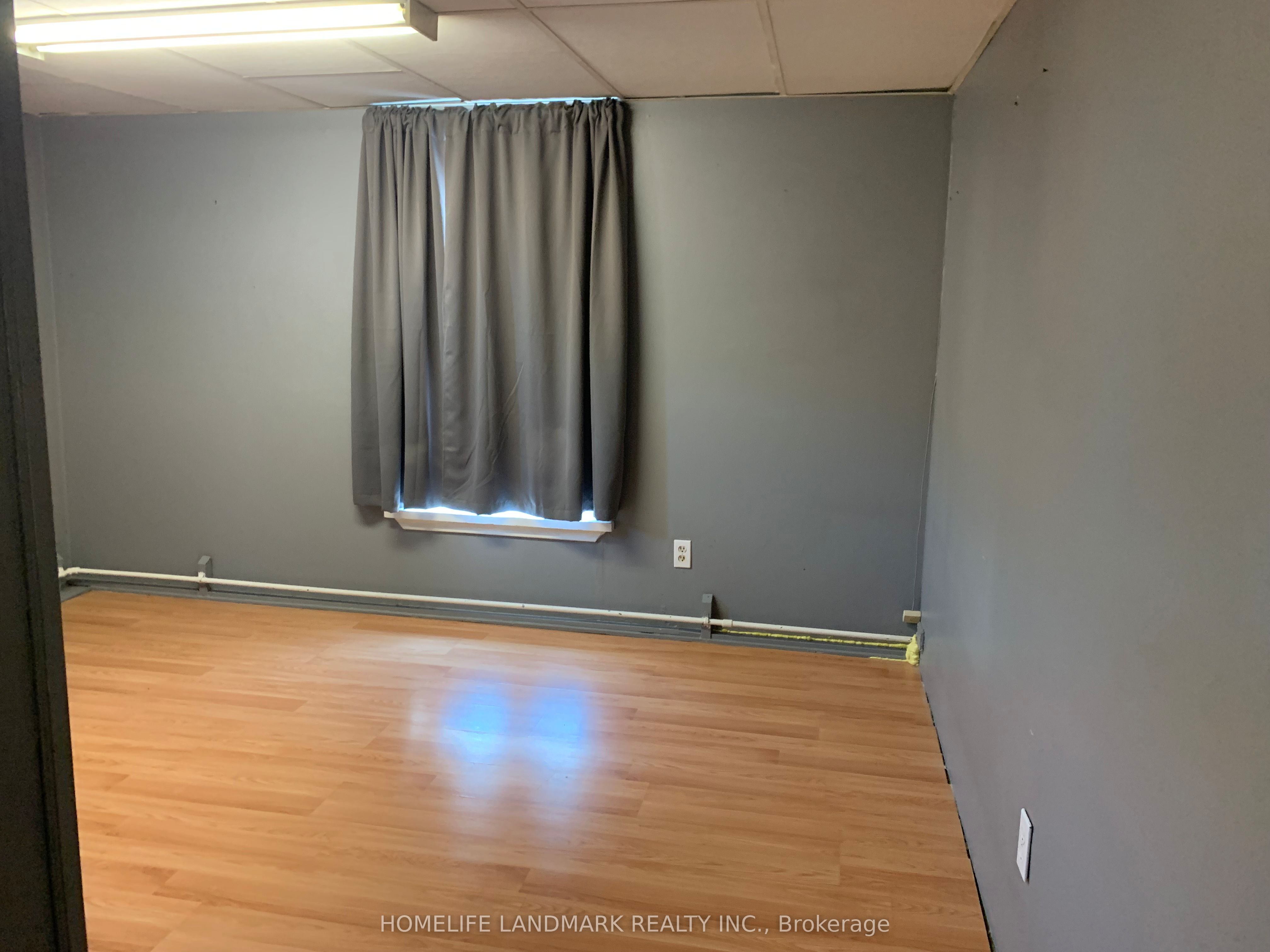 2 Bascom Street S 9 Property Photo 3