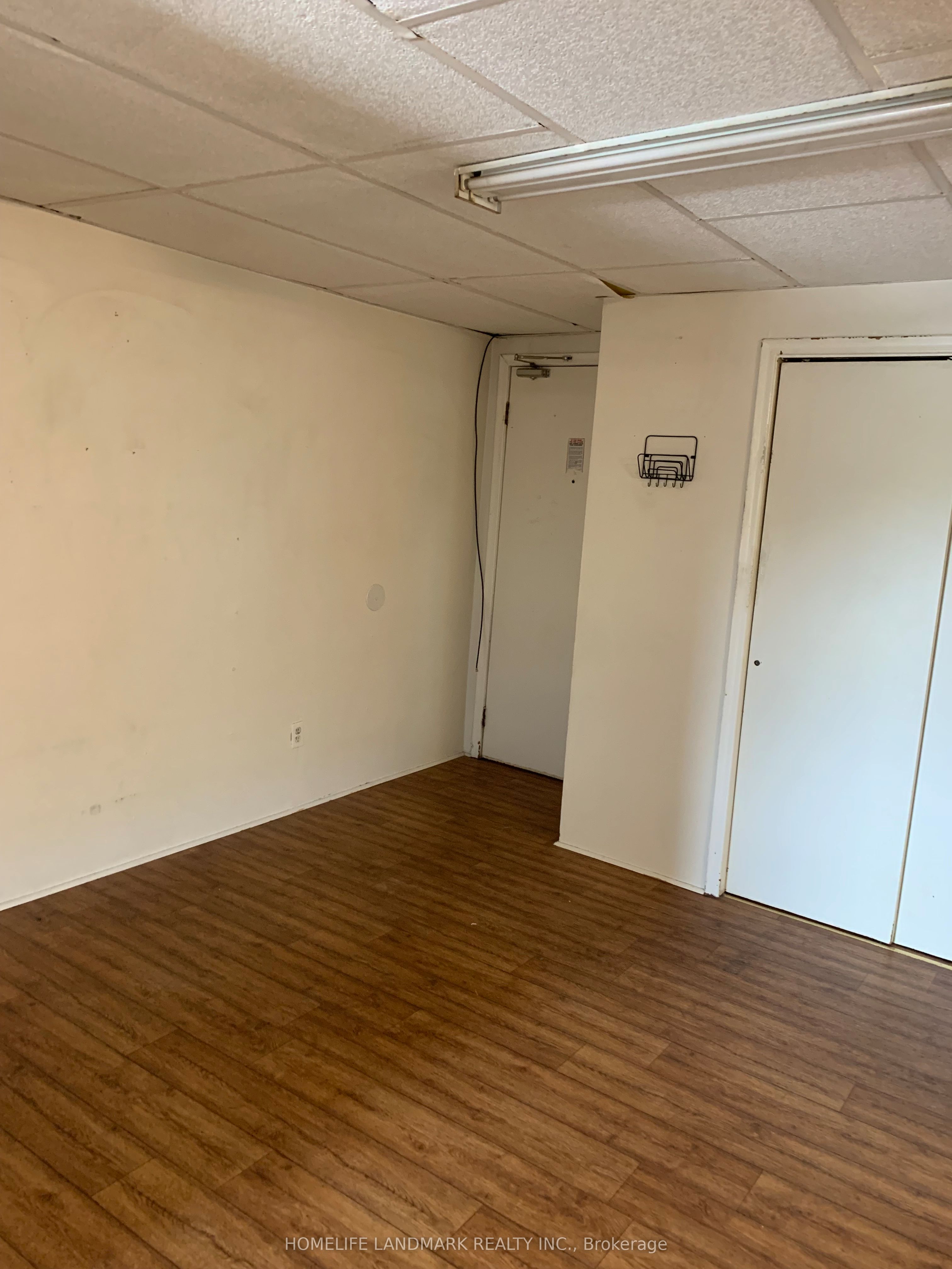 2 Bascom Street S 9 Property Photo 7