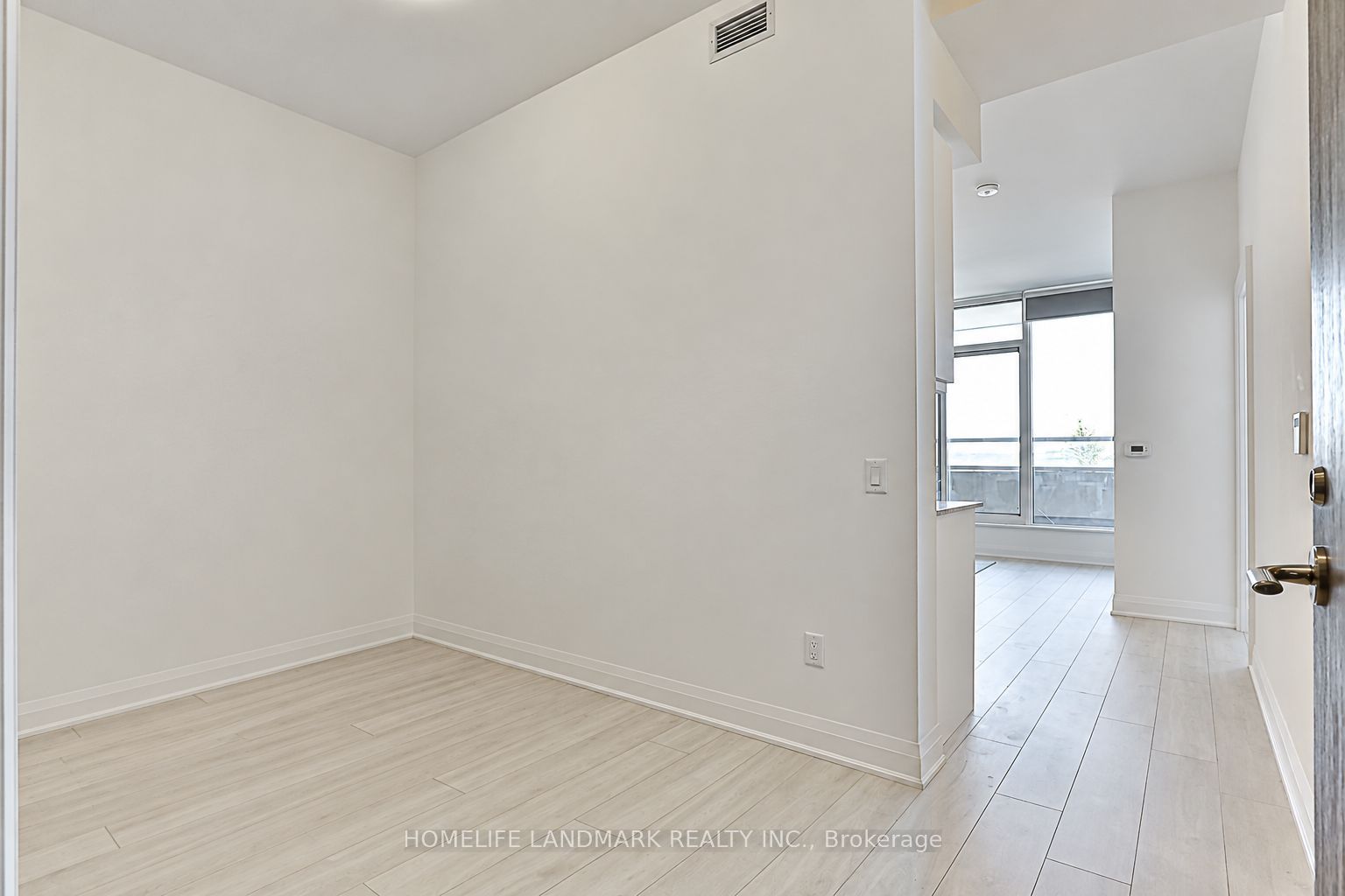 10 Gatineau Drive 210 Property Photo 8