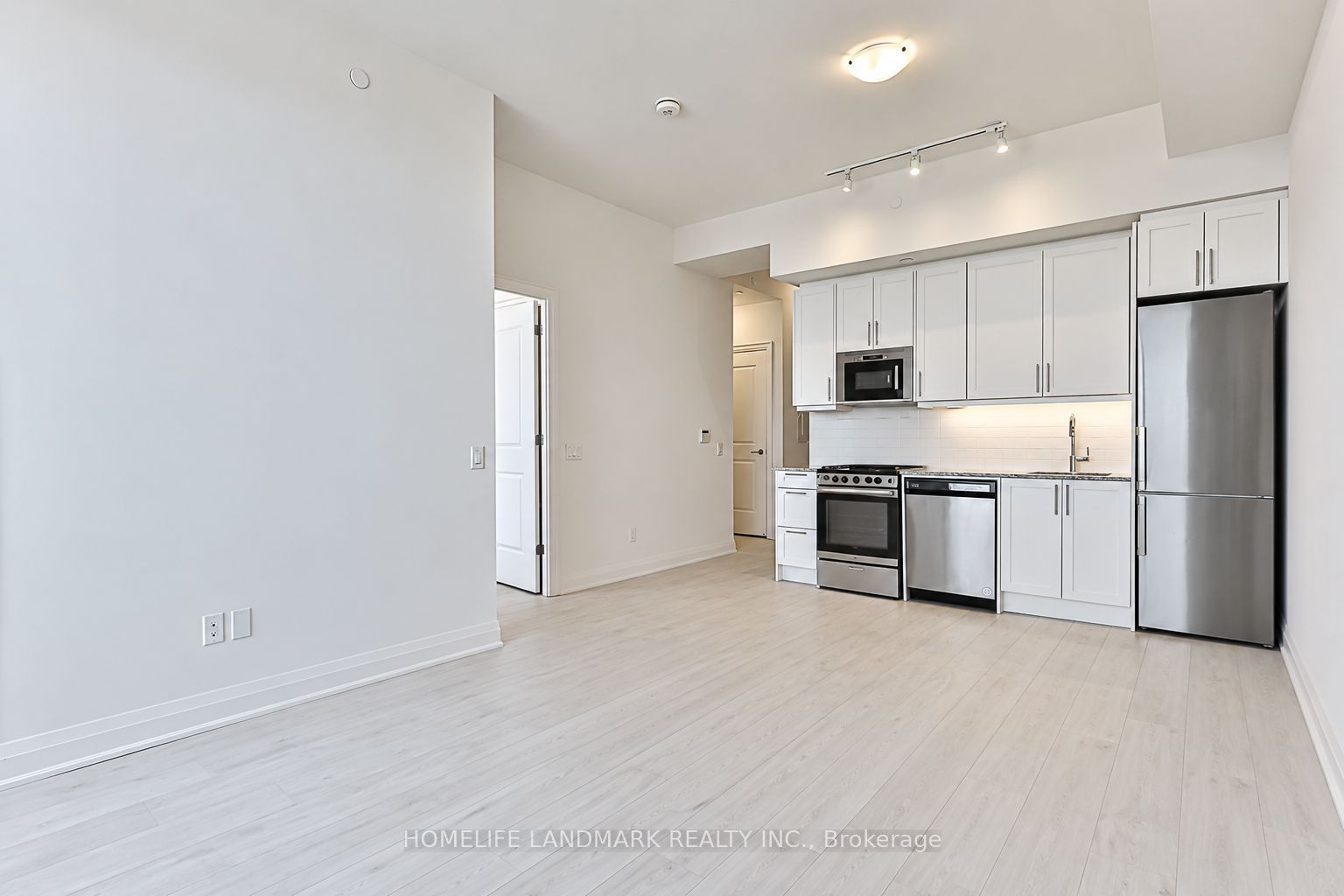 10 Gatineau Drive 210 Property Photo 12