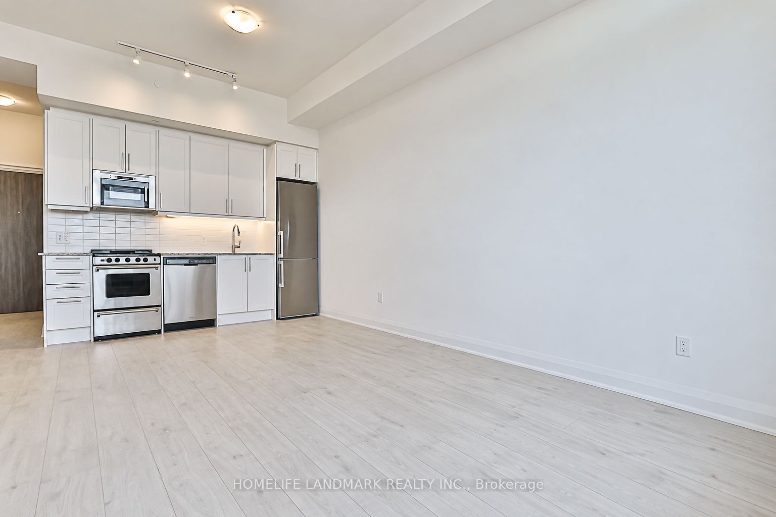 10 Gatineau Drive 210 Property Photo 14
