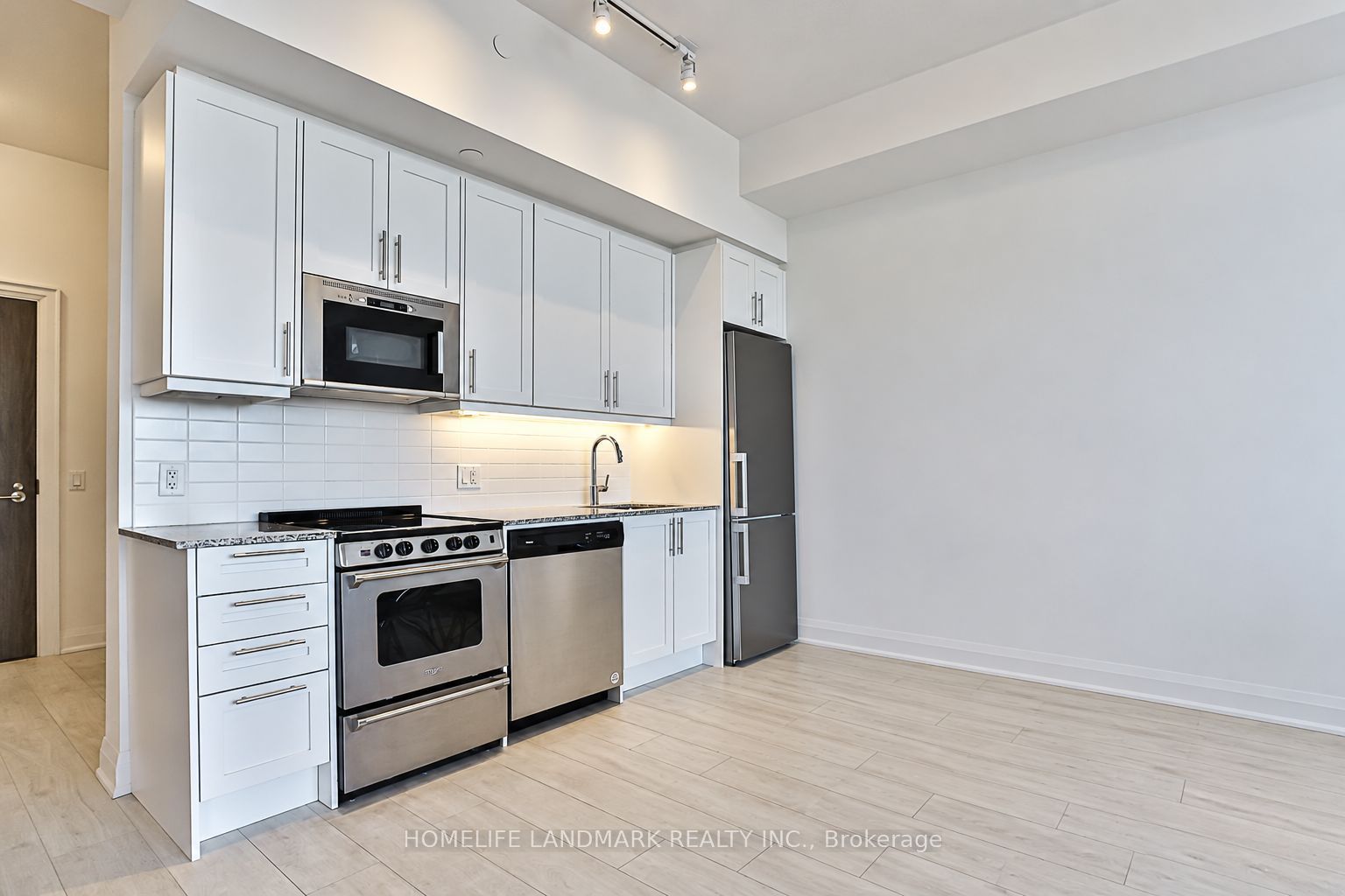 10 Gatineau Drive 210 Property Photo 15