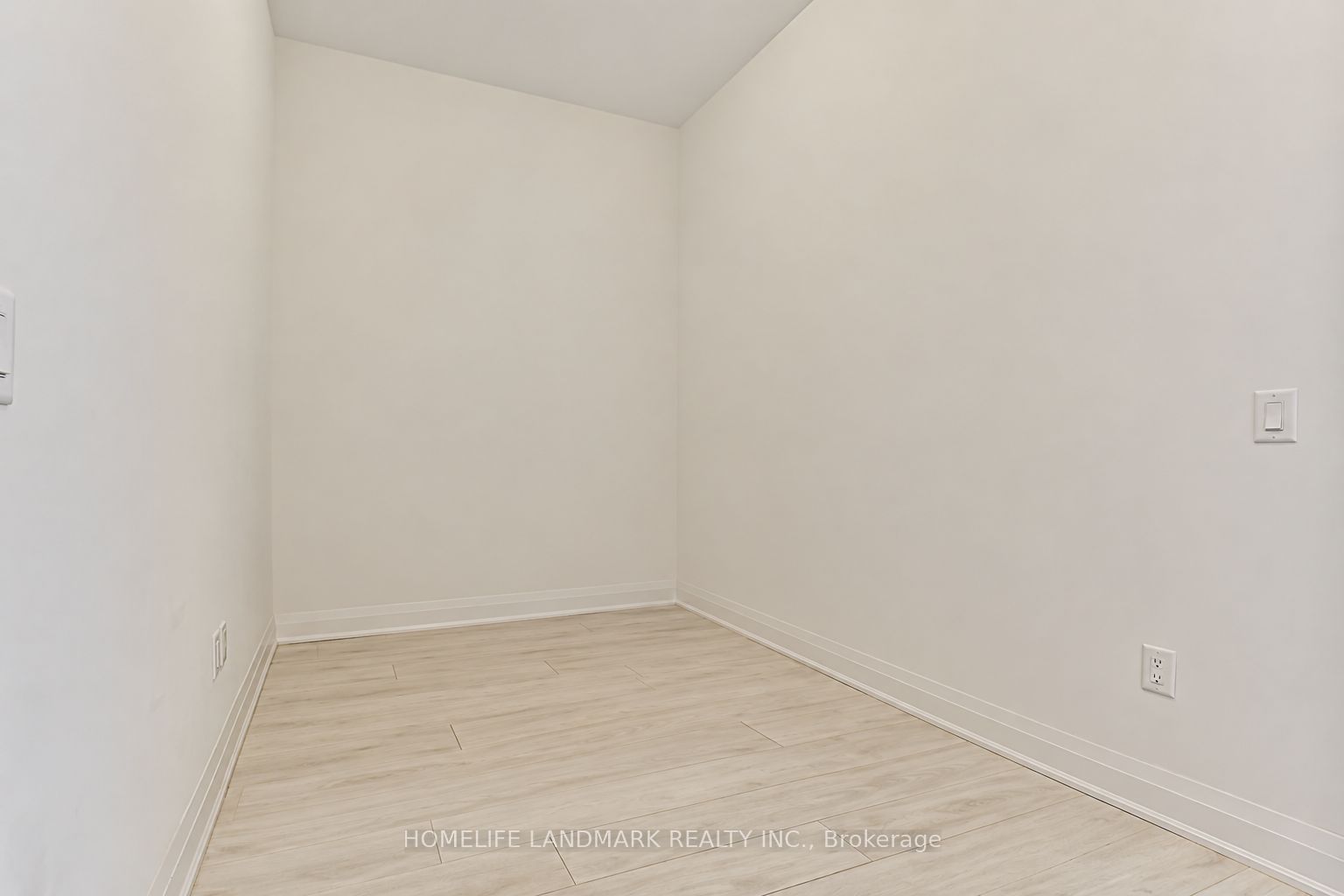 10 Gatineau Drive 210 Property Photo 26