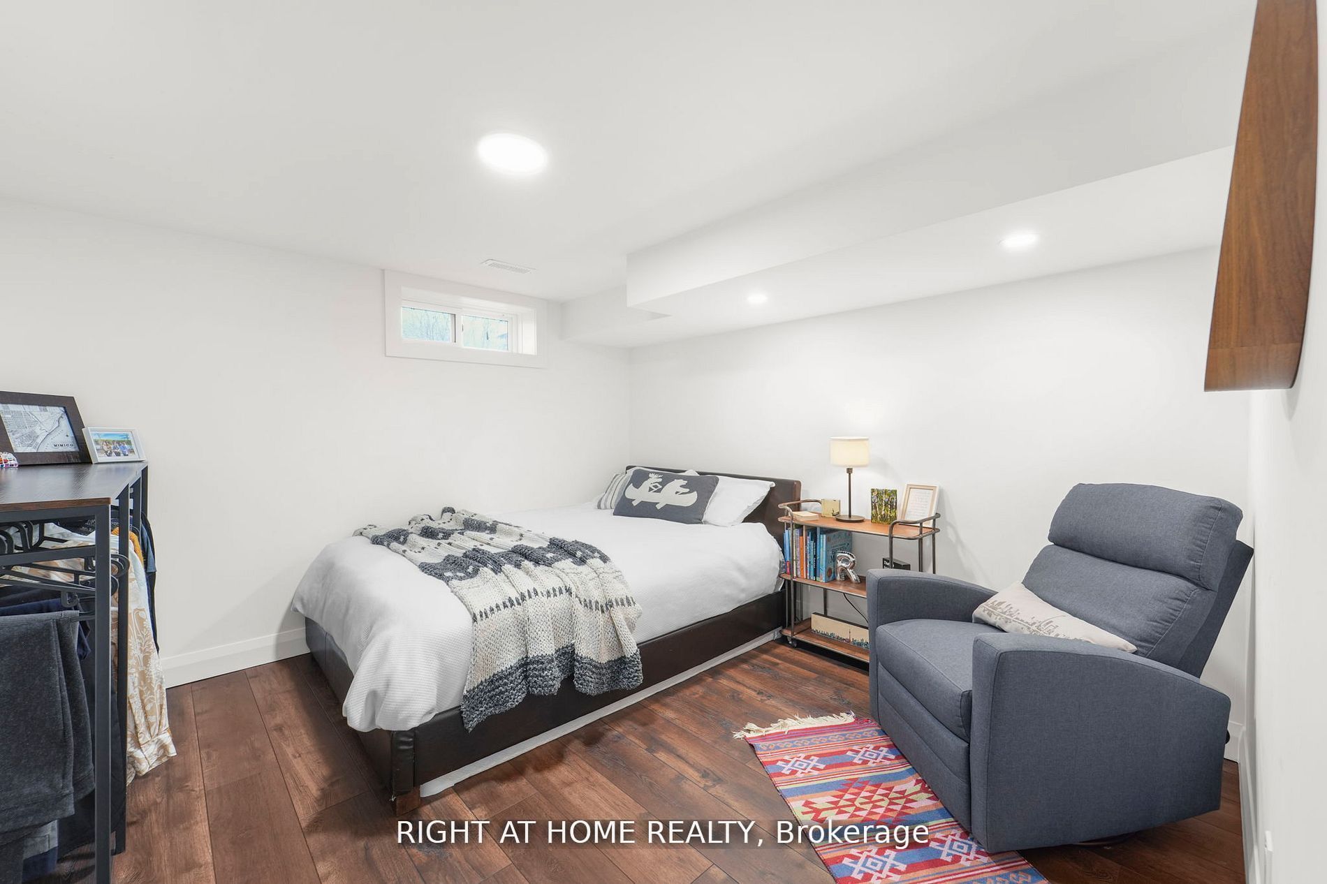 17083 Warden Avenue Property Photo 18
