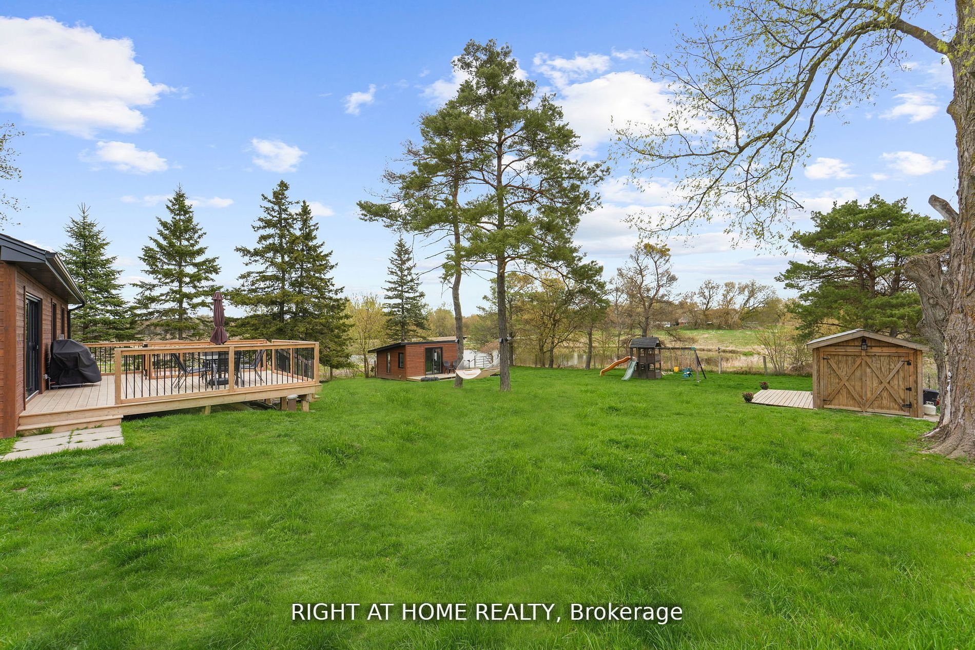 17083 Warden Avenue Property Photo 30
