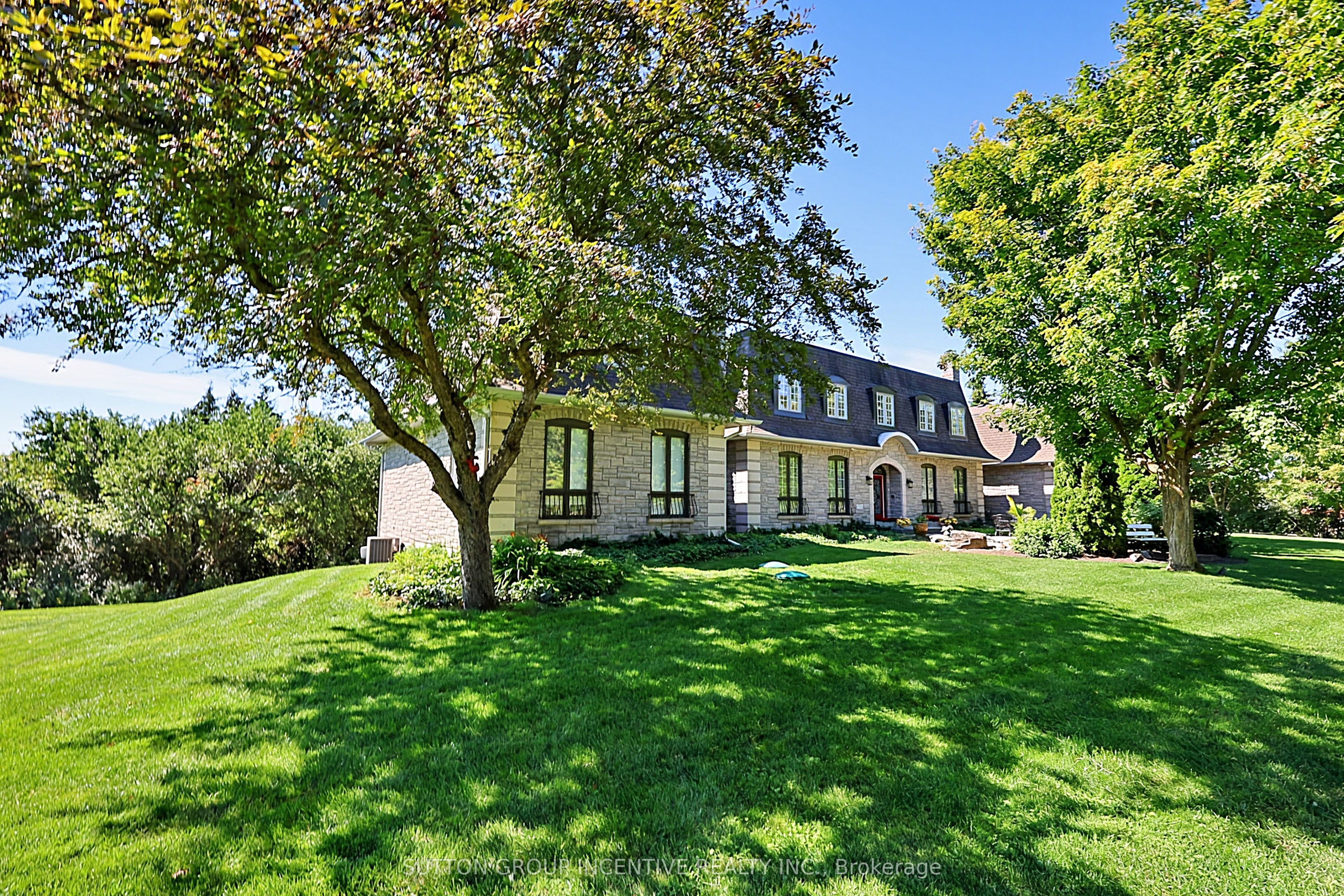 25 Bovair Trail Property Photo 6