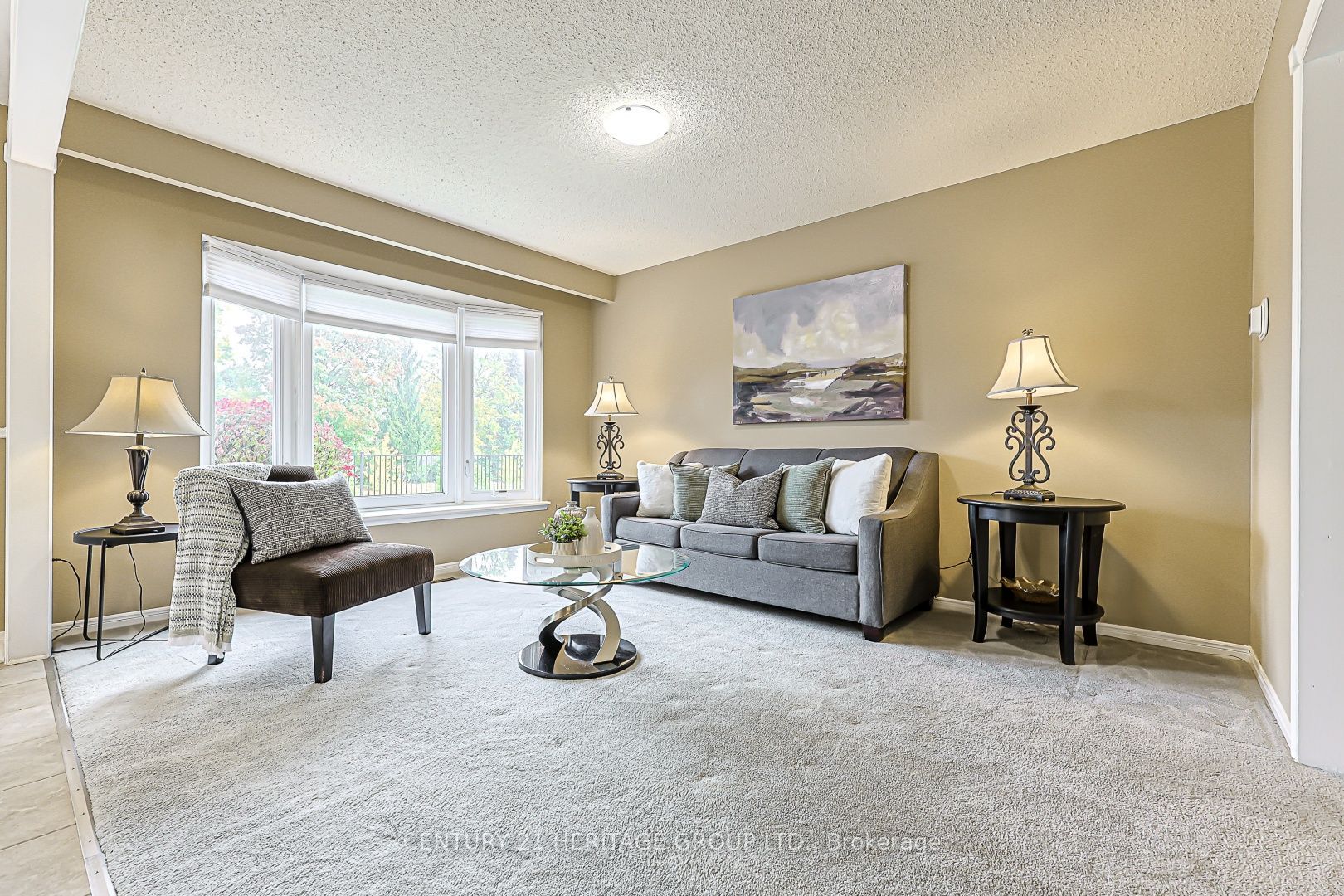 20 Simmons Crescent Property Photo 6