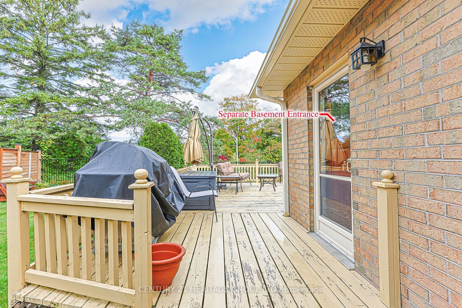 20 Simmons Crescent Property Photo 18