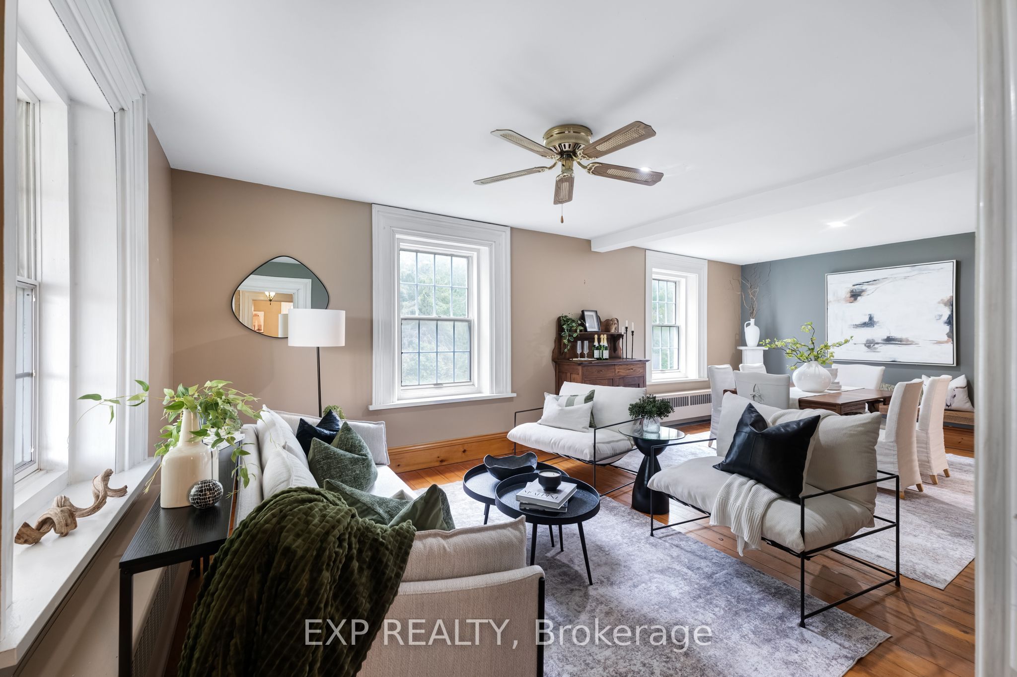 18611 Leslie Street Property Photo 6