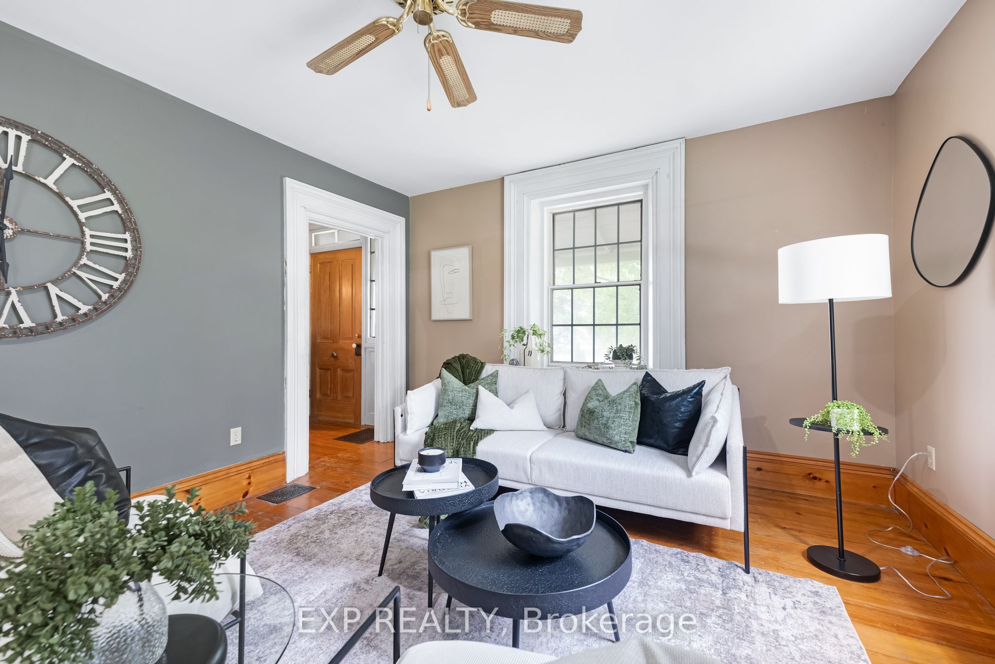 18611 Leslie Street Property Photo 7