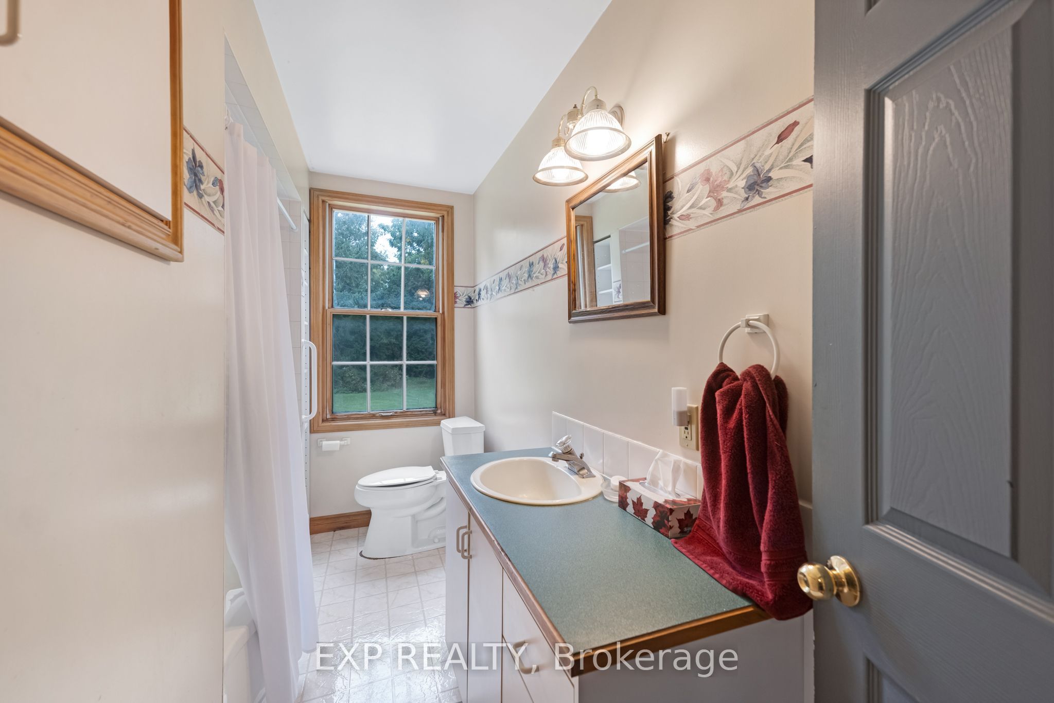 18611 Leslie Street Property Photo 17