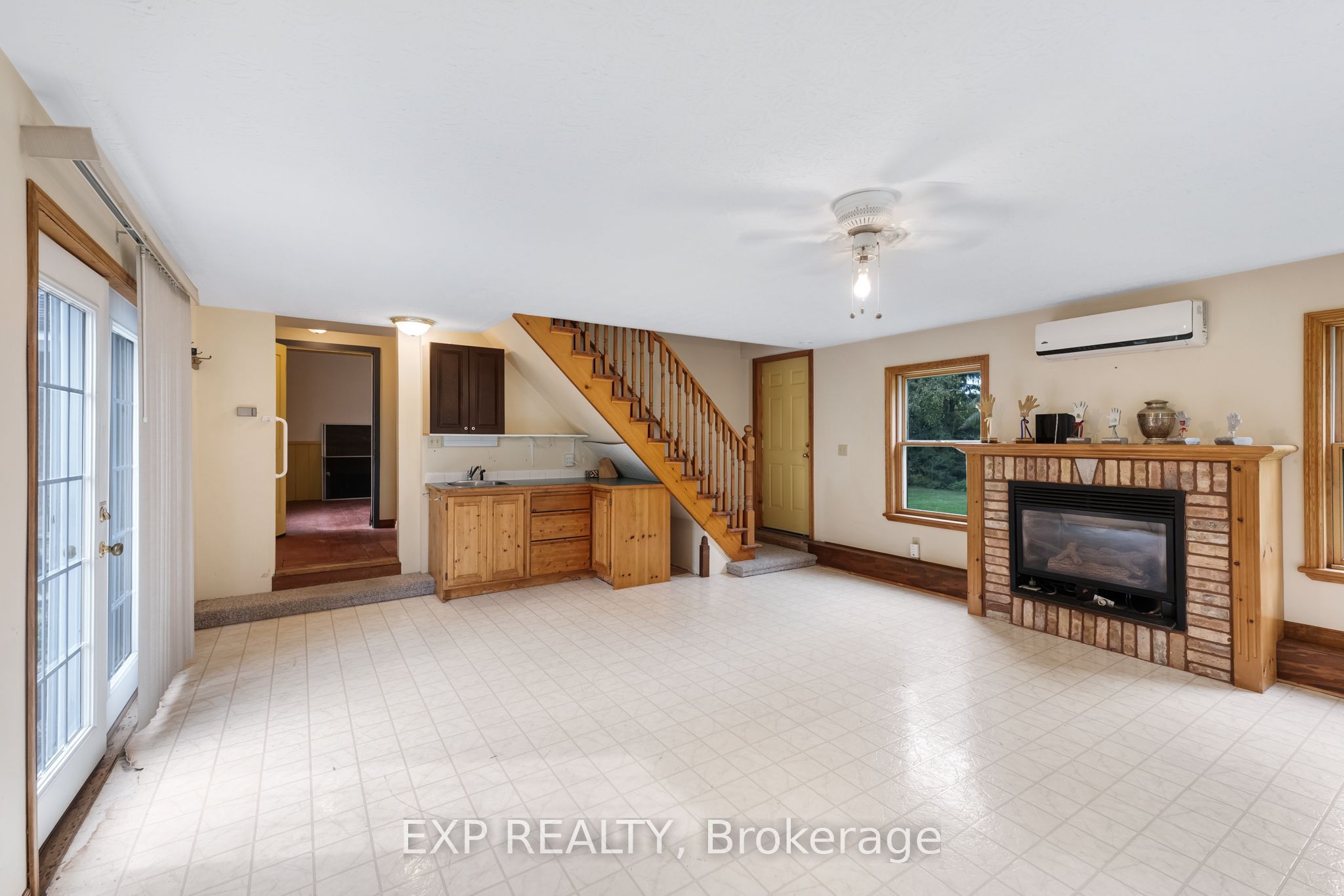 18611 Leslie Street Property Photo 21