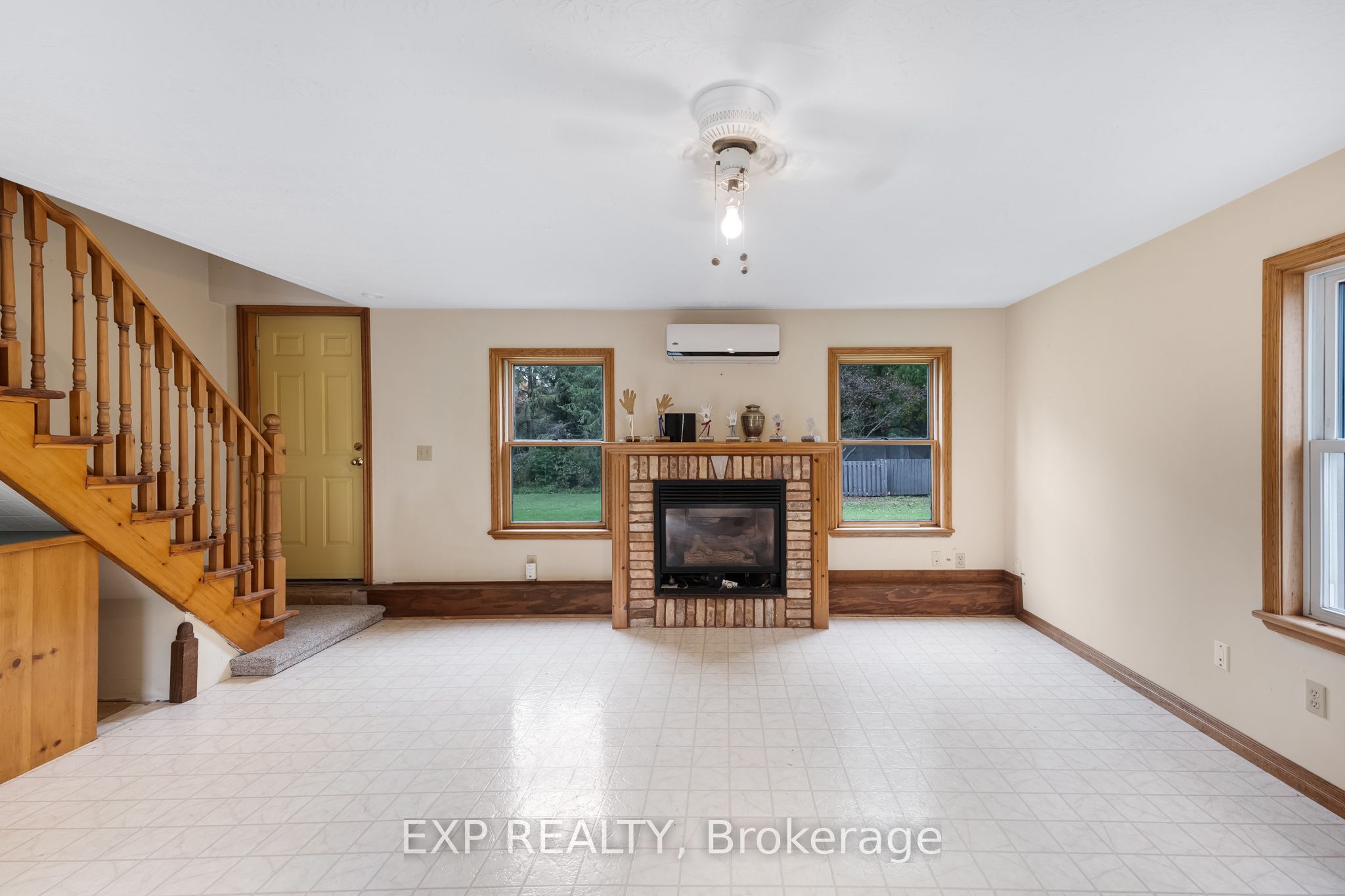 18611 Leslie Street Property Photo 22