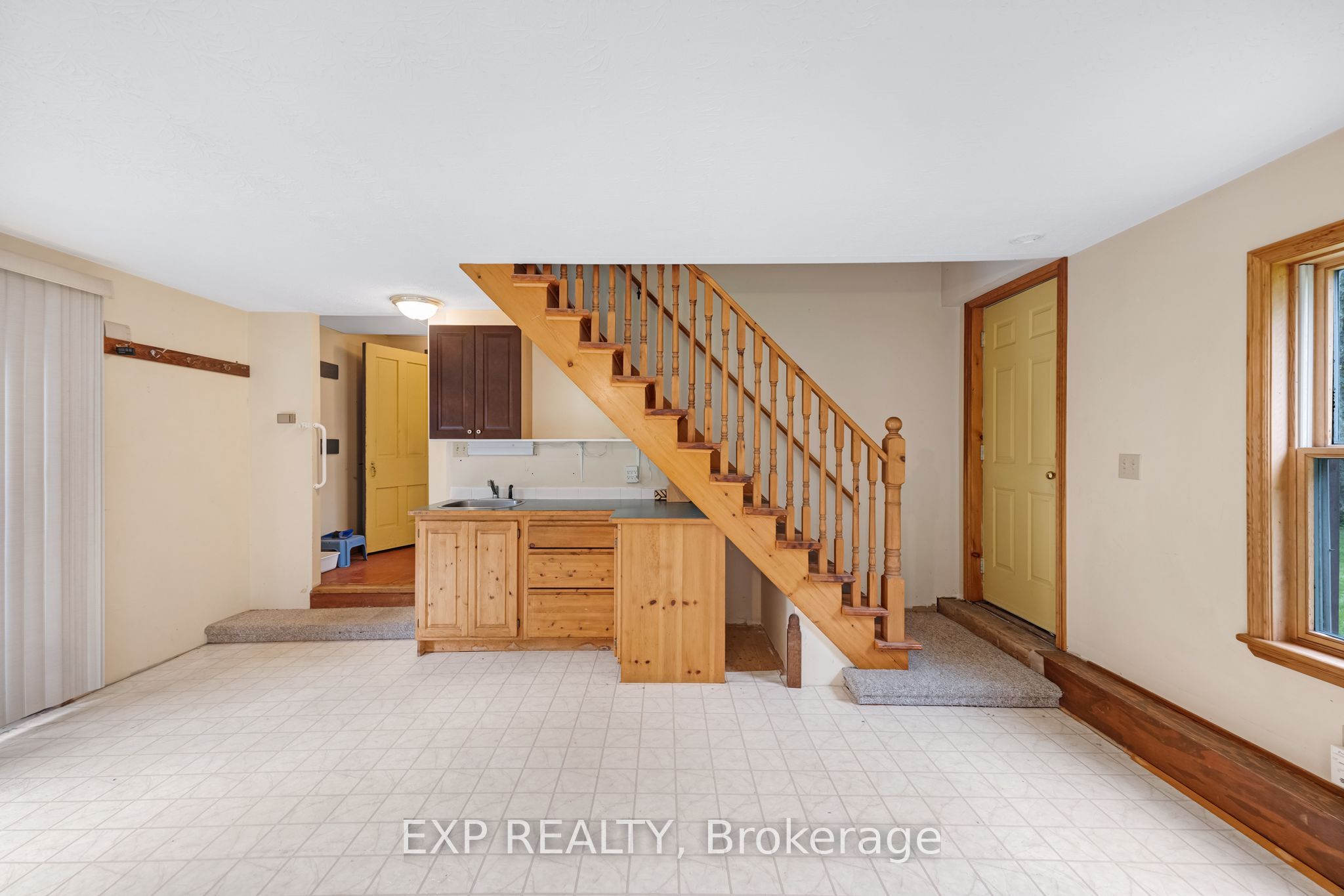 18611 Leslie Street Property Photo 23