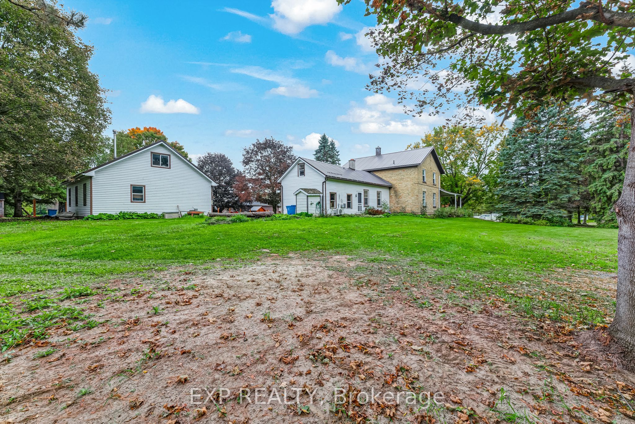 18611 Leslie Street Property Photo 41