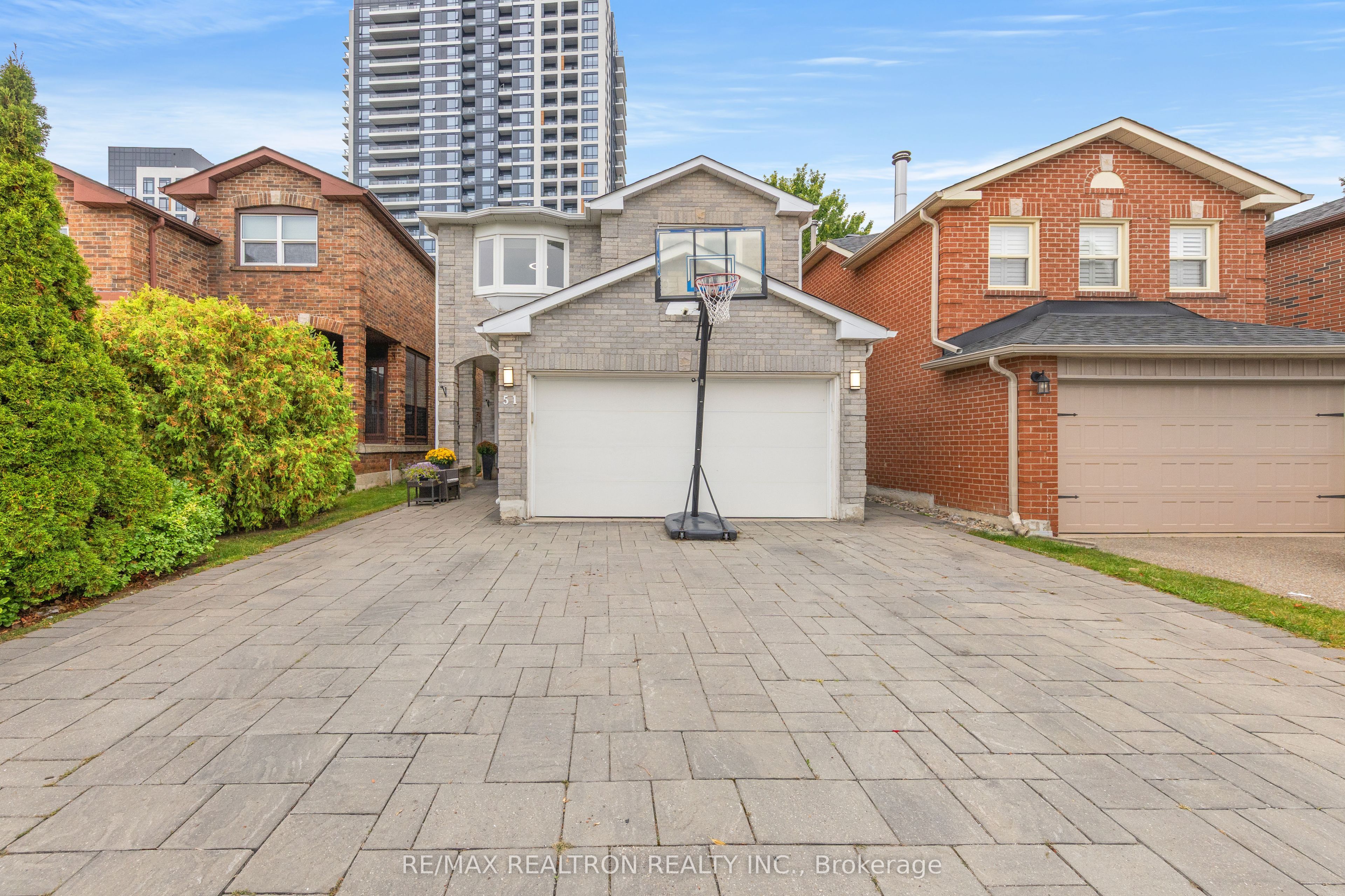 51 Chilmar Crescent Property Photo 1