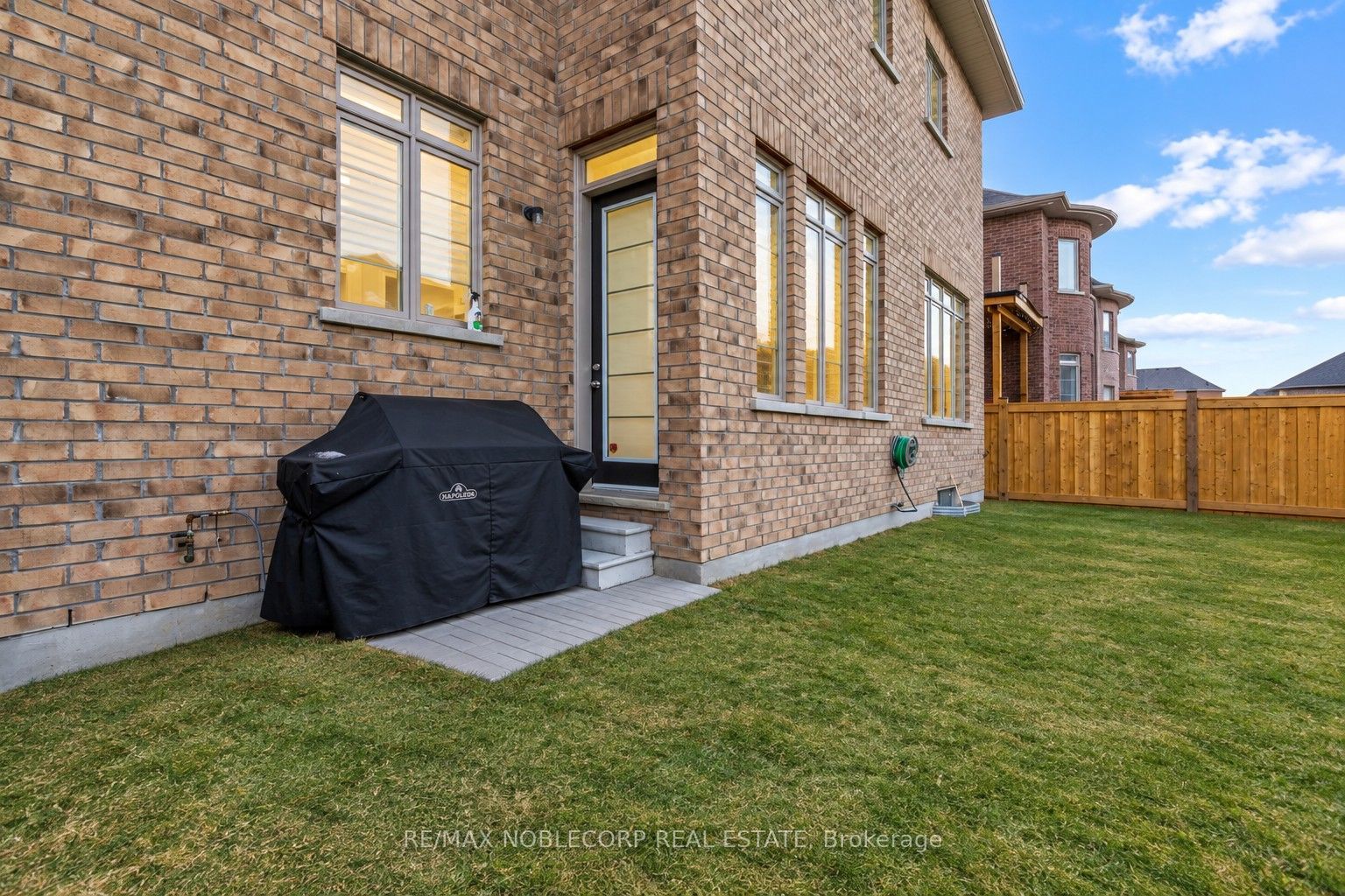 48 Nave Street Property Photo 38