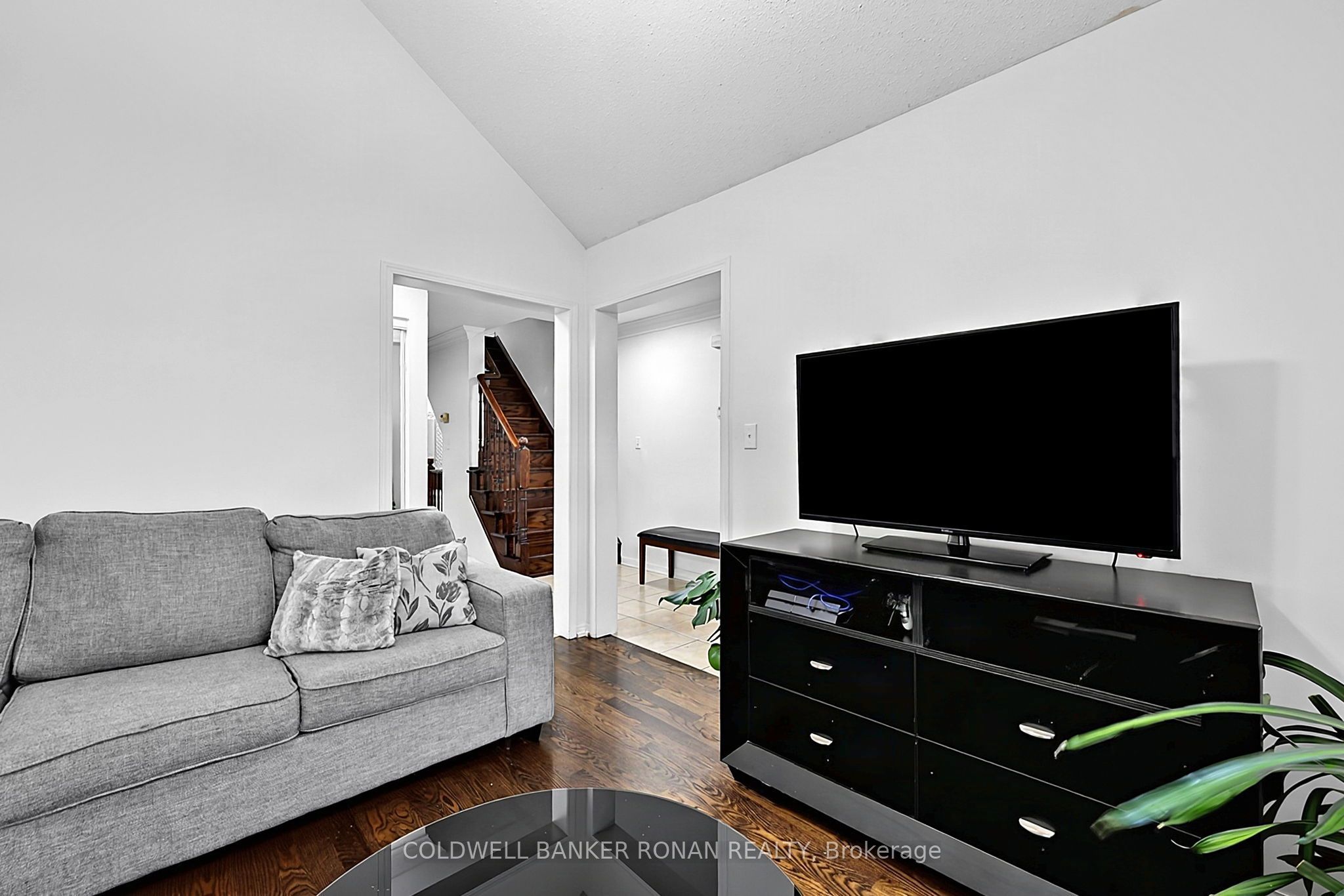76 John W Taylor Avenue Property Photo 8