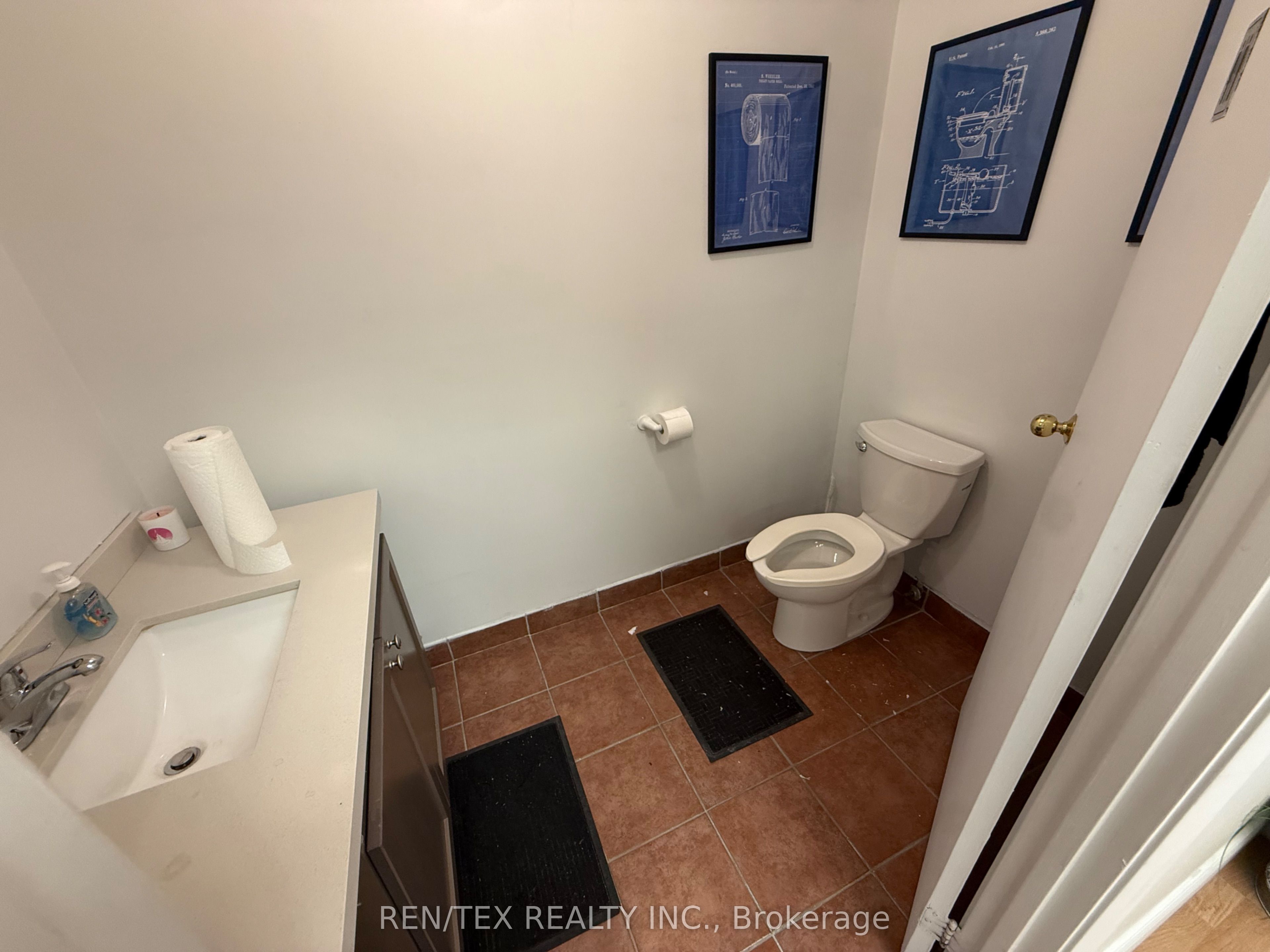 344 Edgeley Boulevard 31 Property Photo 4